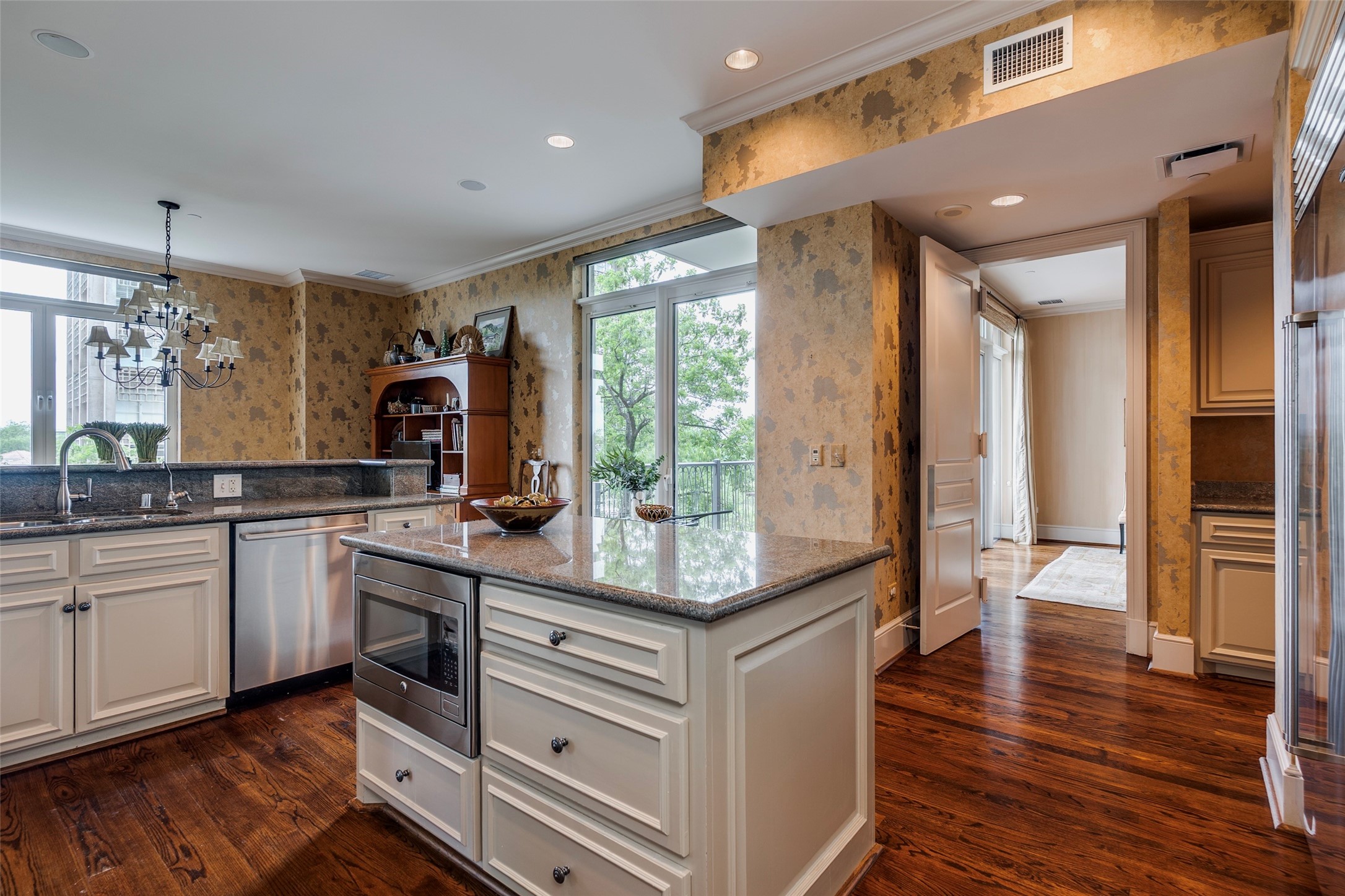 3505 Turtle Creek Boulevard Dallas TX 75219