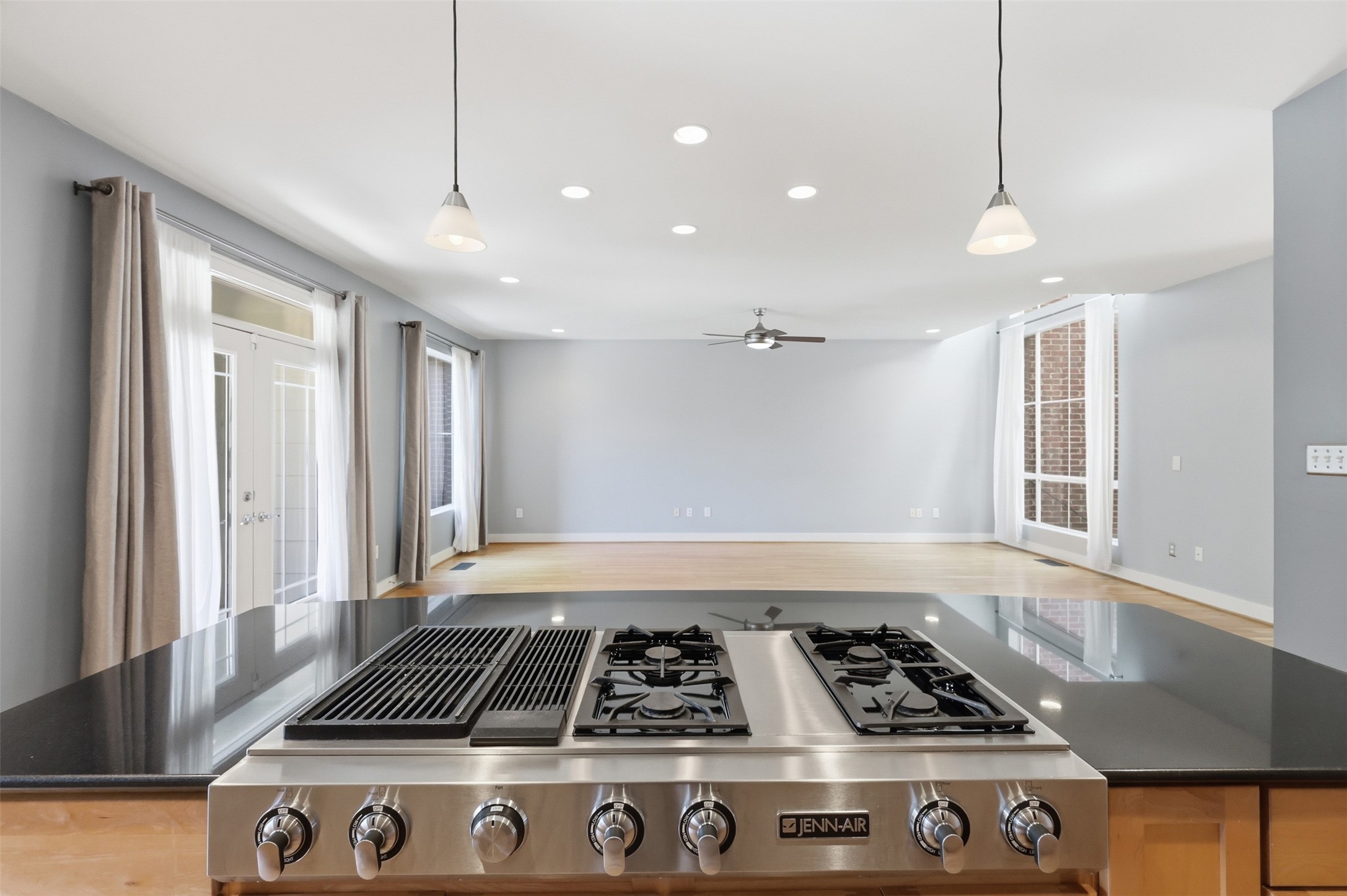 4241 Rawlins Street Dallas TX 75219