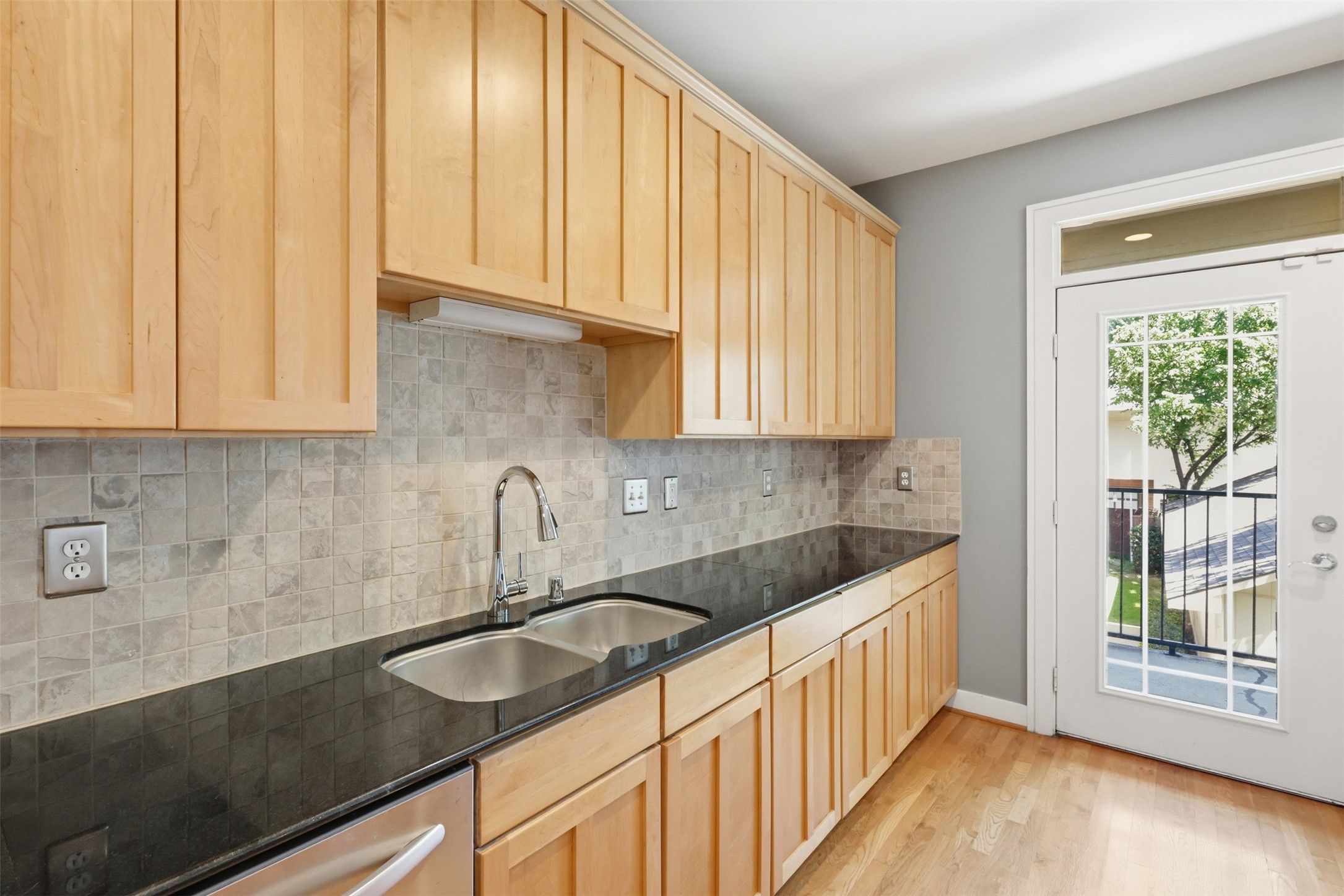 4241 Rawlins Street Dallas TX 75219