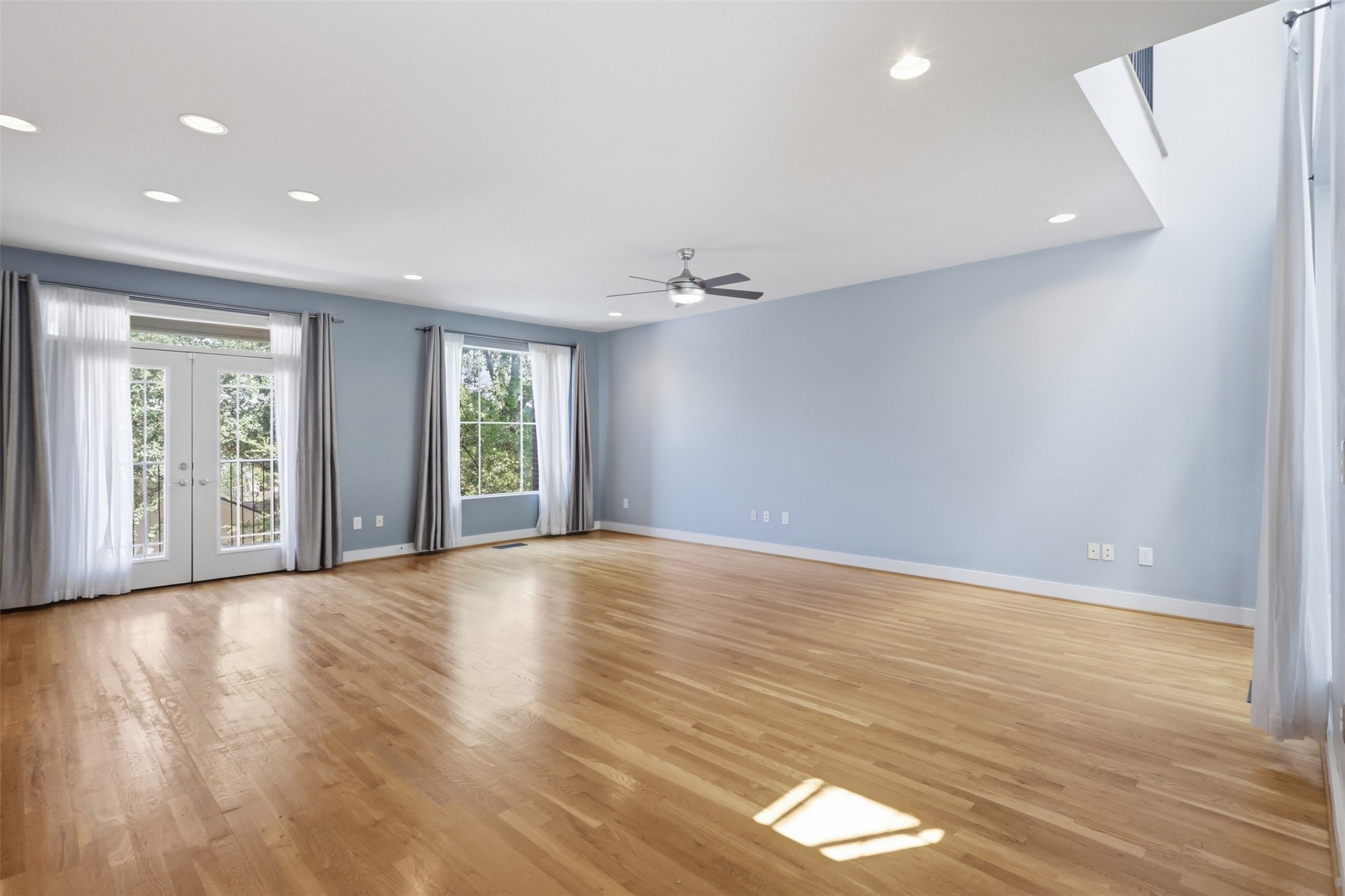 4241 Rawlins Street Dallas TX 75219