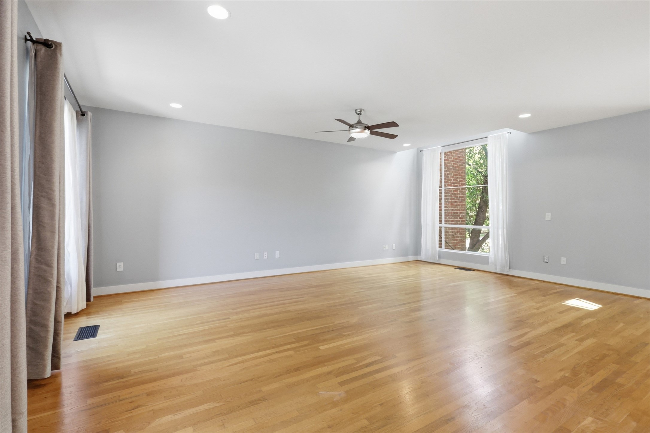 4241 Rawlins Street Dallas TX 75219