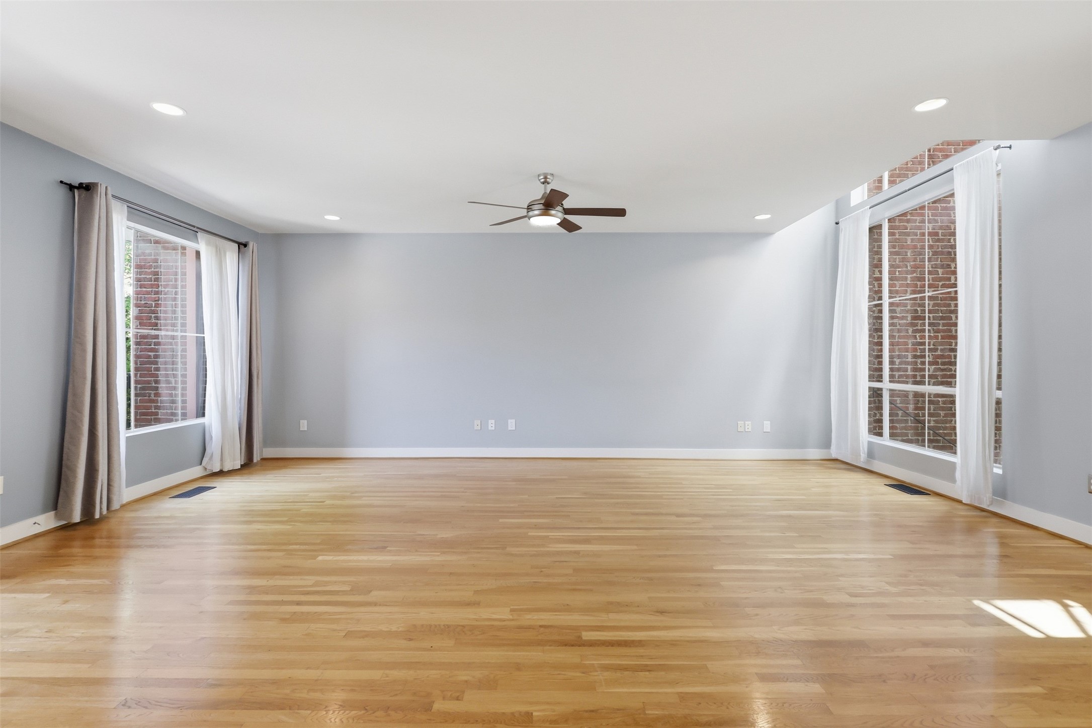 4241 Rawlins Street Dallas TX 75219