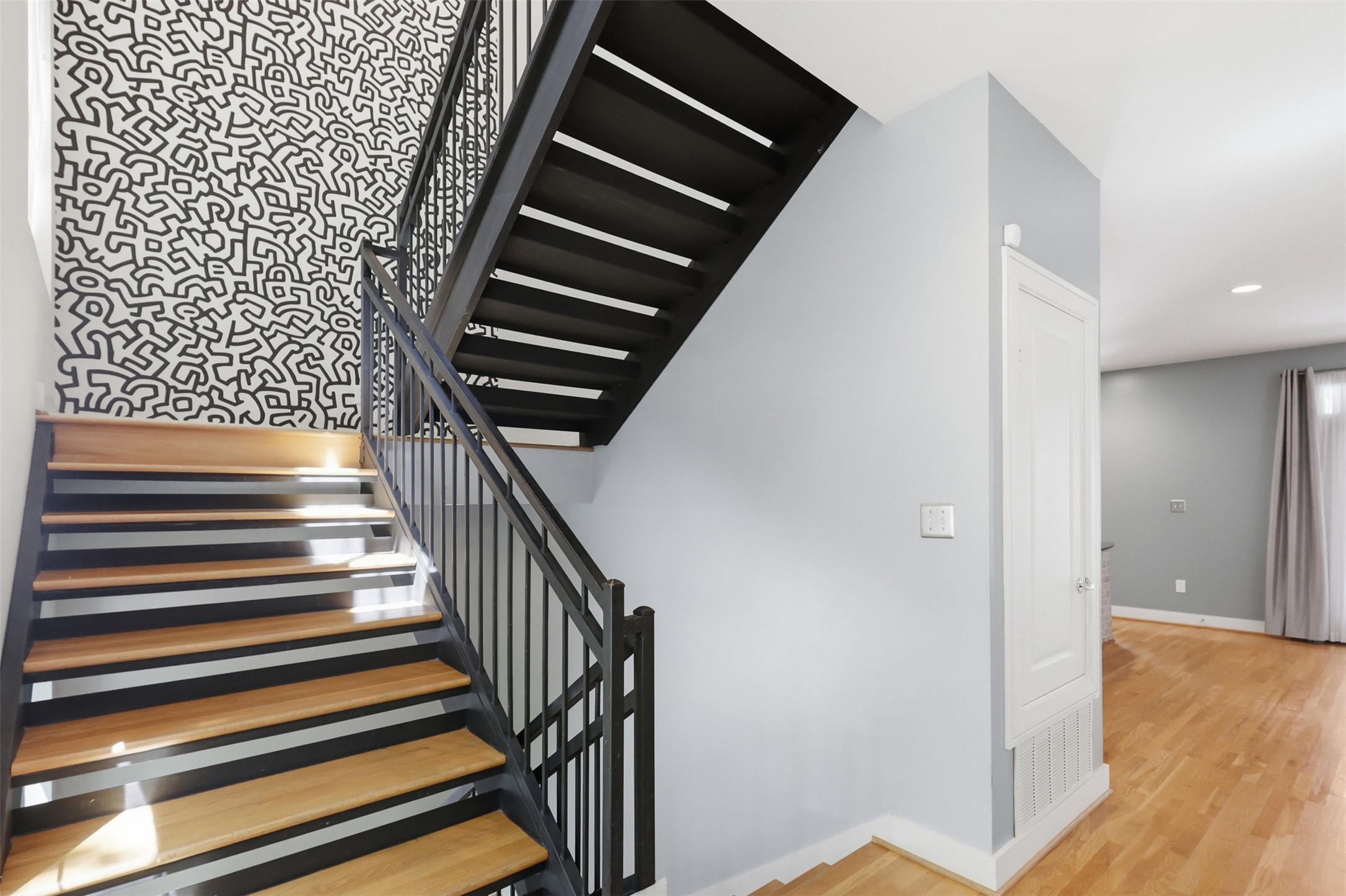 4241 Rawlins Street Dallas TX 75219