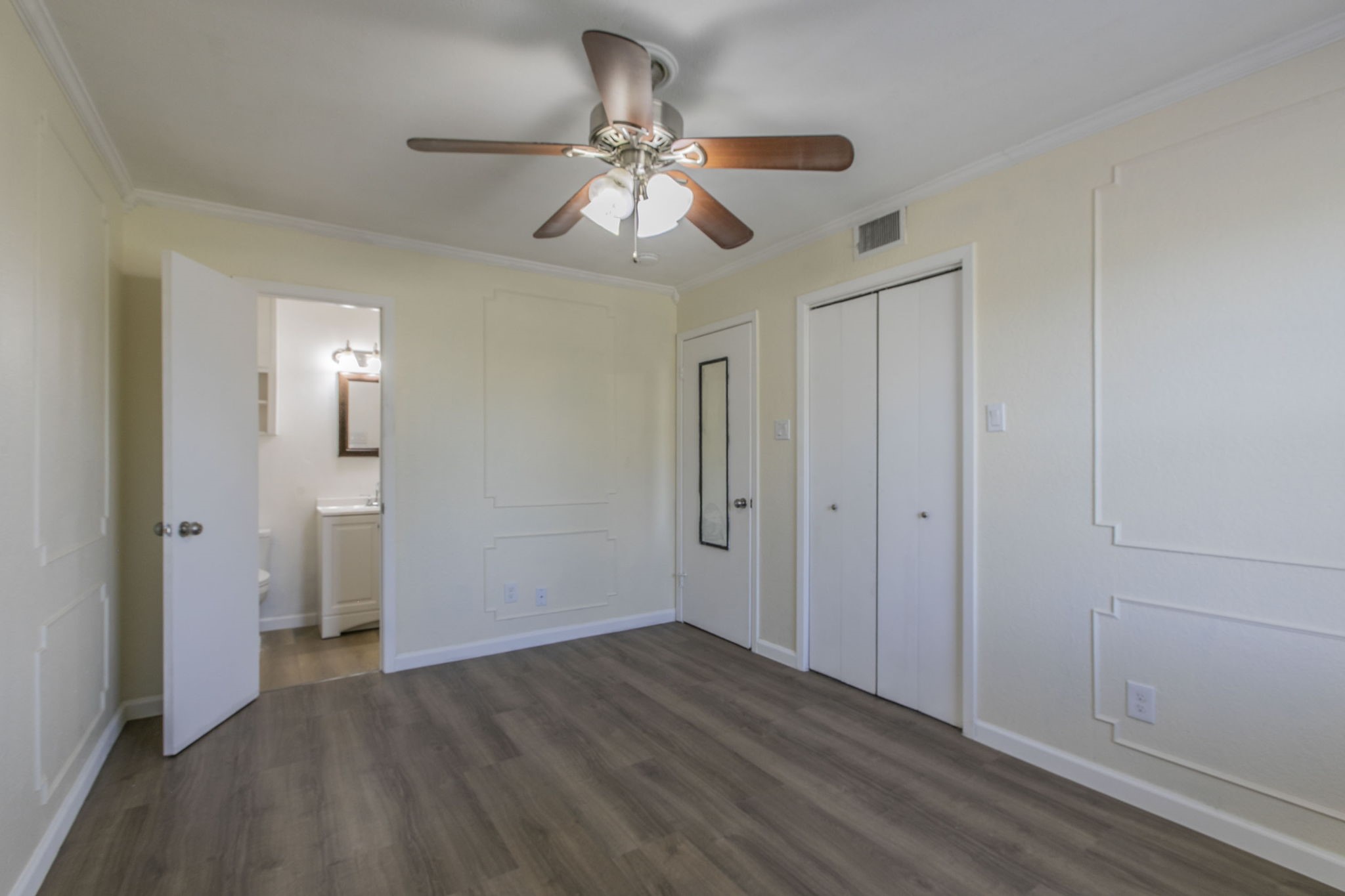 1214 Baylor Avenue Waco TX 76706