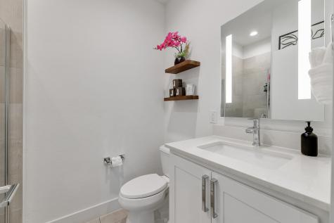 1771 Mccoy Street Dallas TX 75204