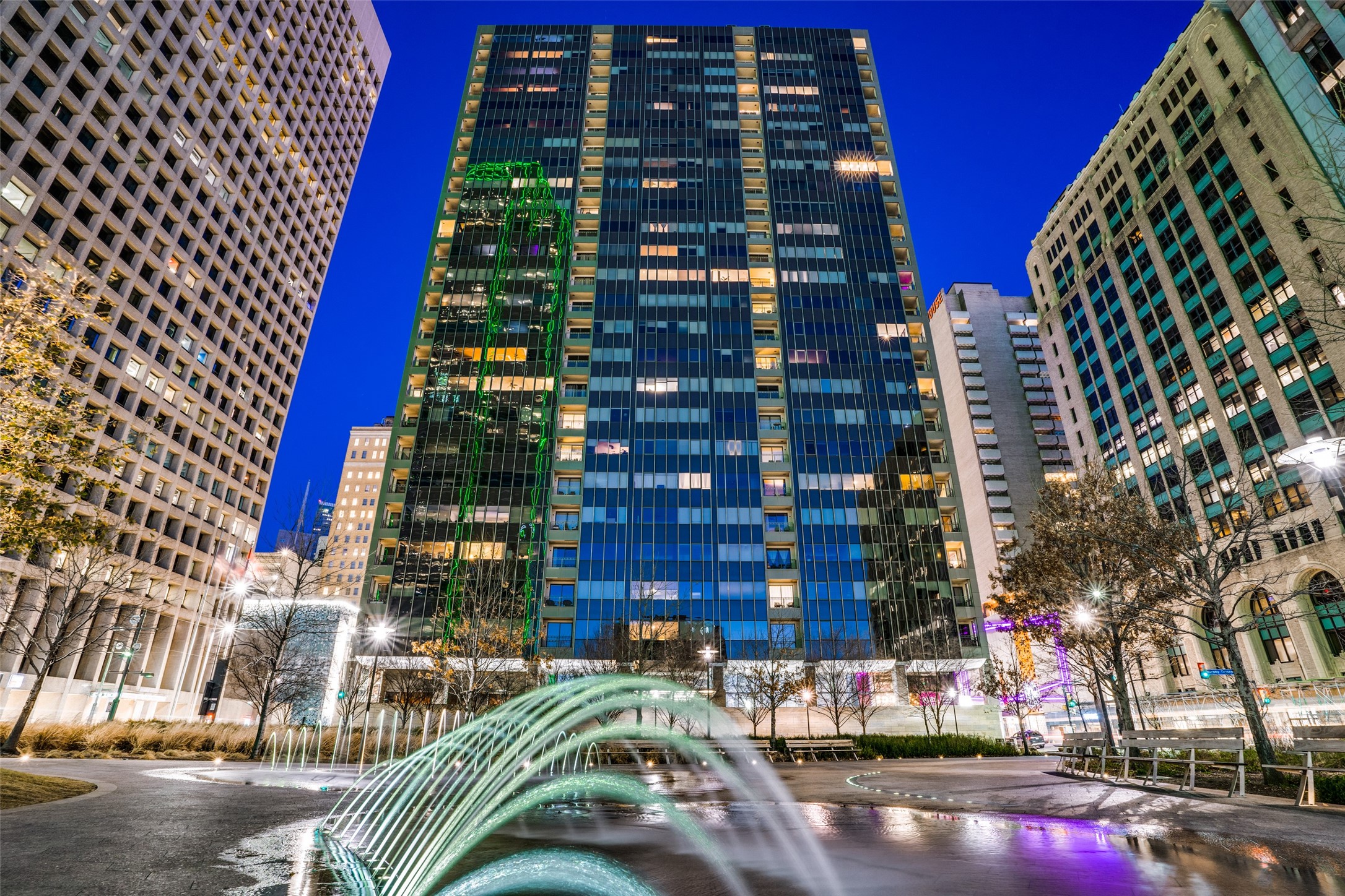 1200 Main Street Dallas TX 75202
