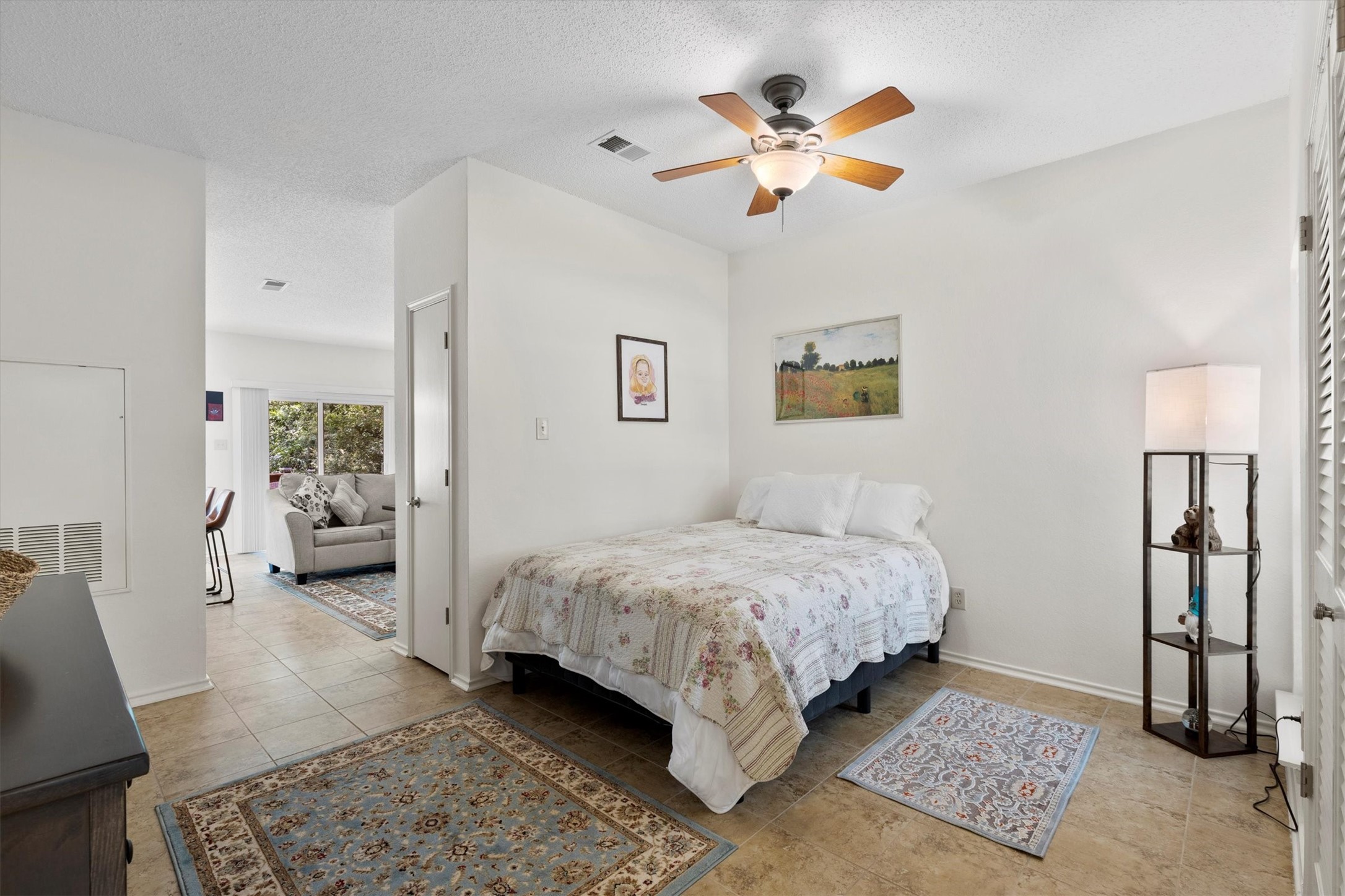 2506 Wedglea Drive Dallas TX 75211