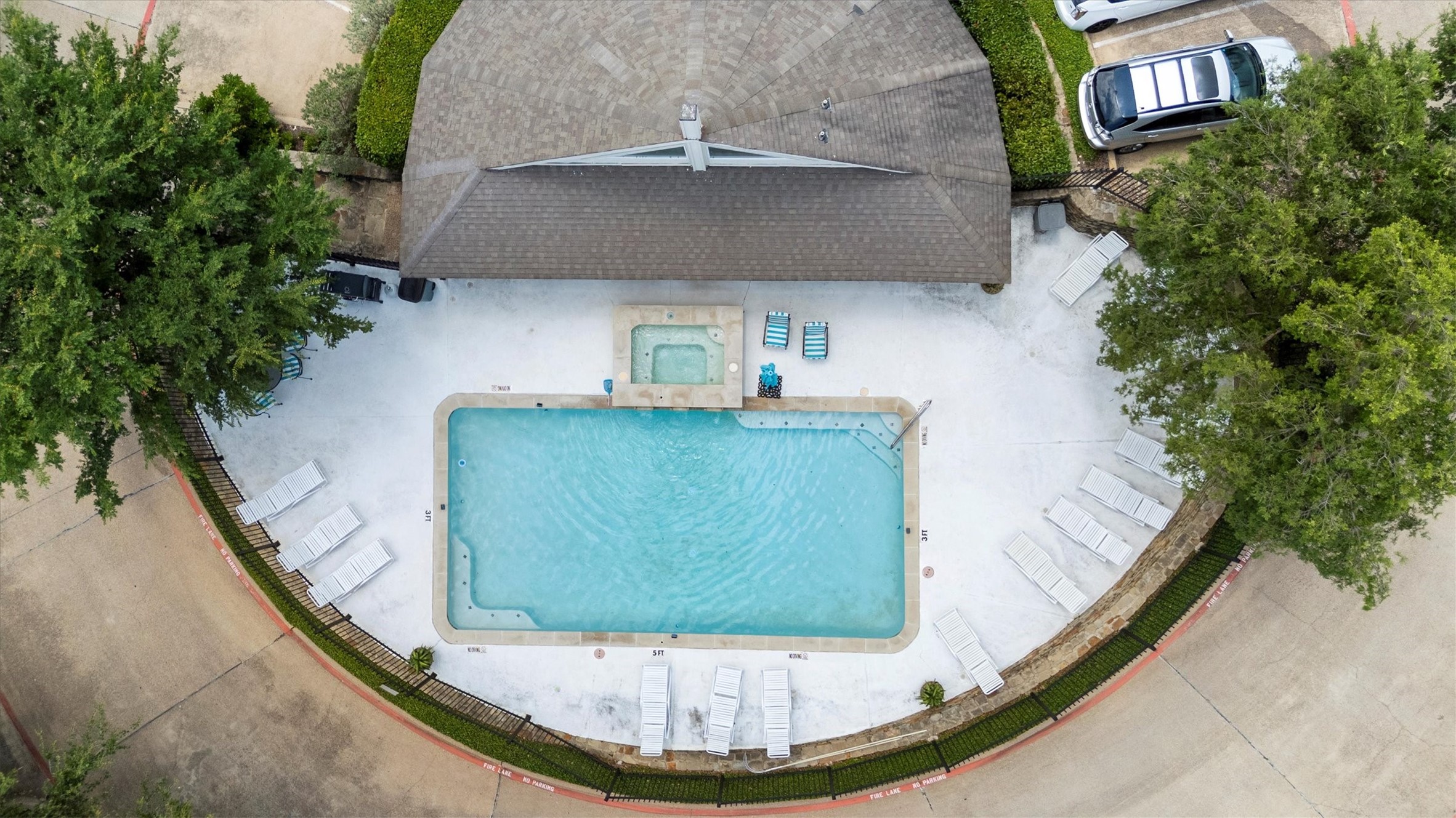2506 Wedglea Drive Dallas TX 75211