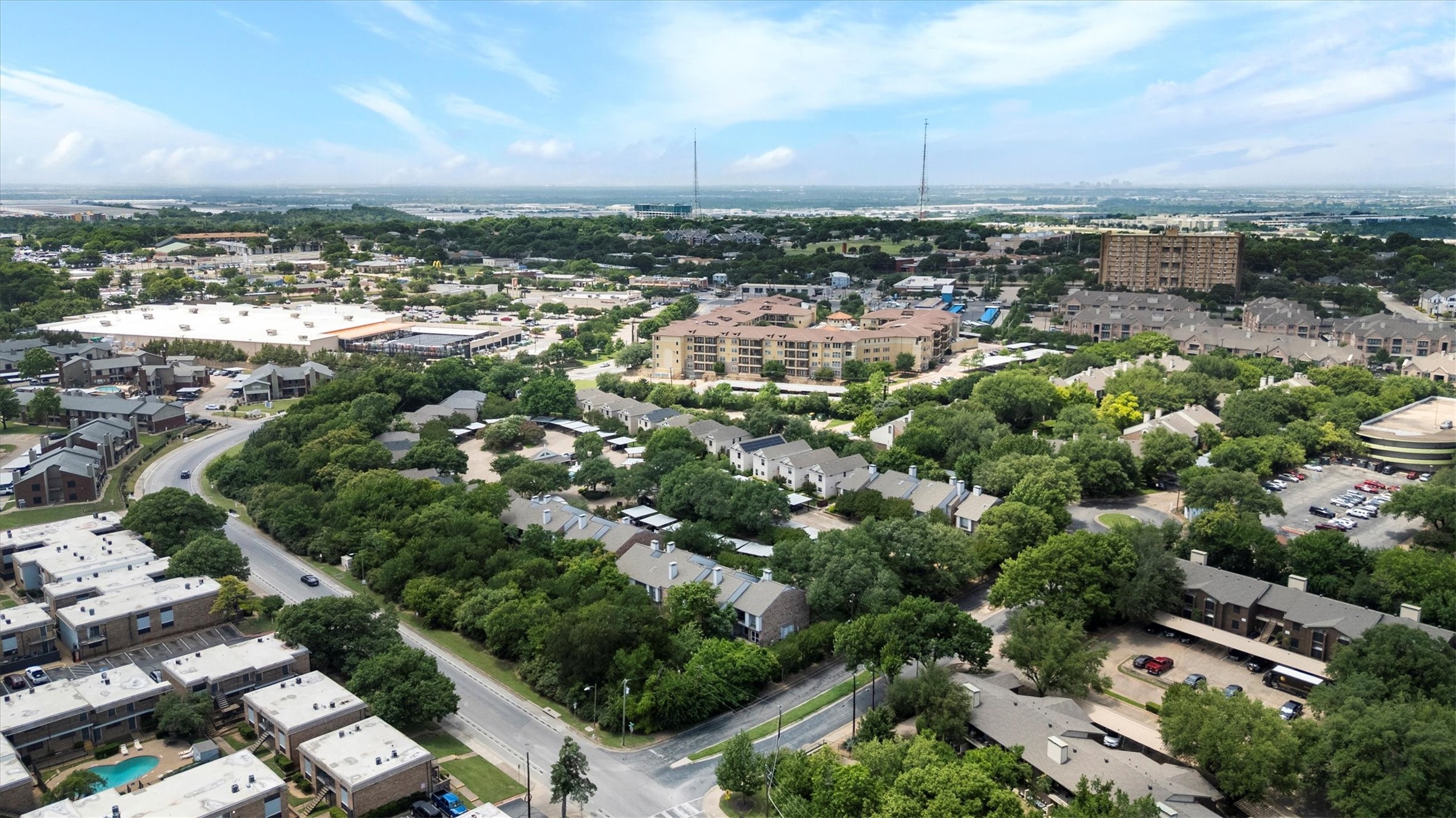 2506 Wedglea Drive Dallas TX 75211