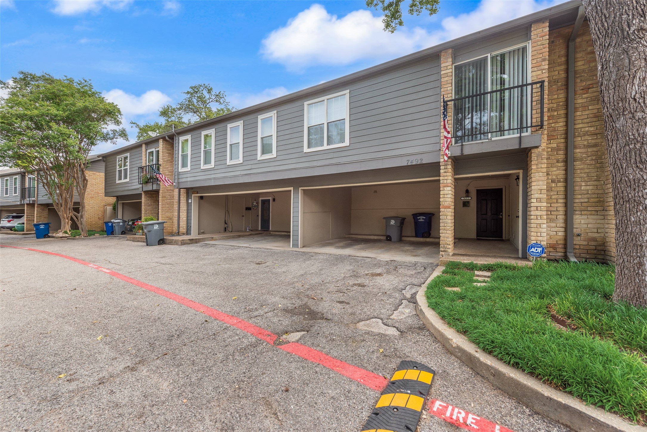 7492 E Northwest Highway Dallas TX 75231
