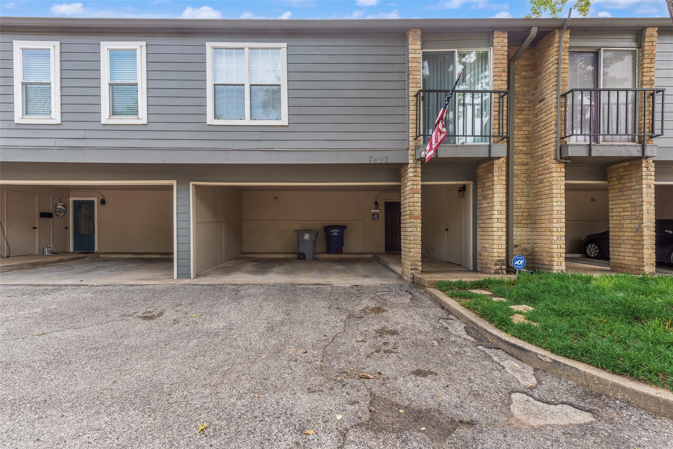 7492 E Northwest Highway Dallas TX 75231