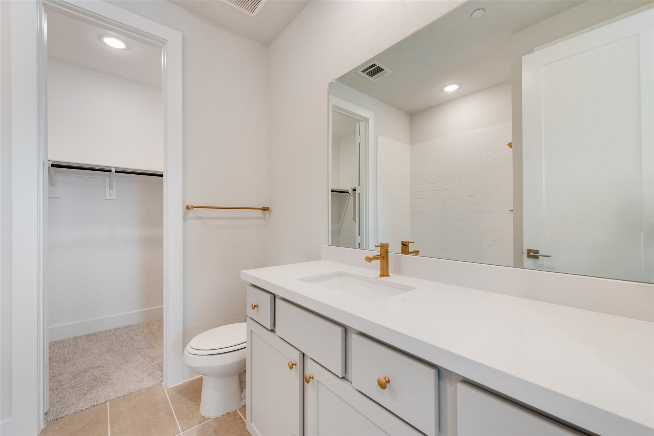 736 Ash Road Plano TX 75075