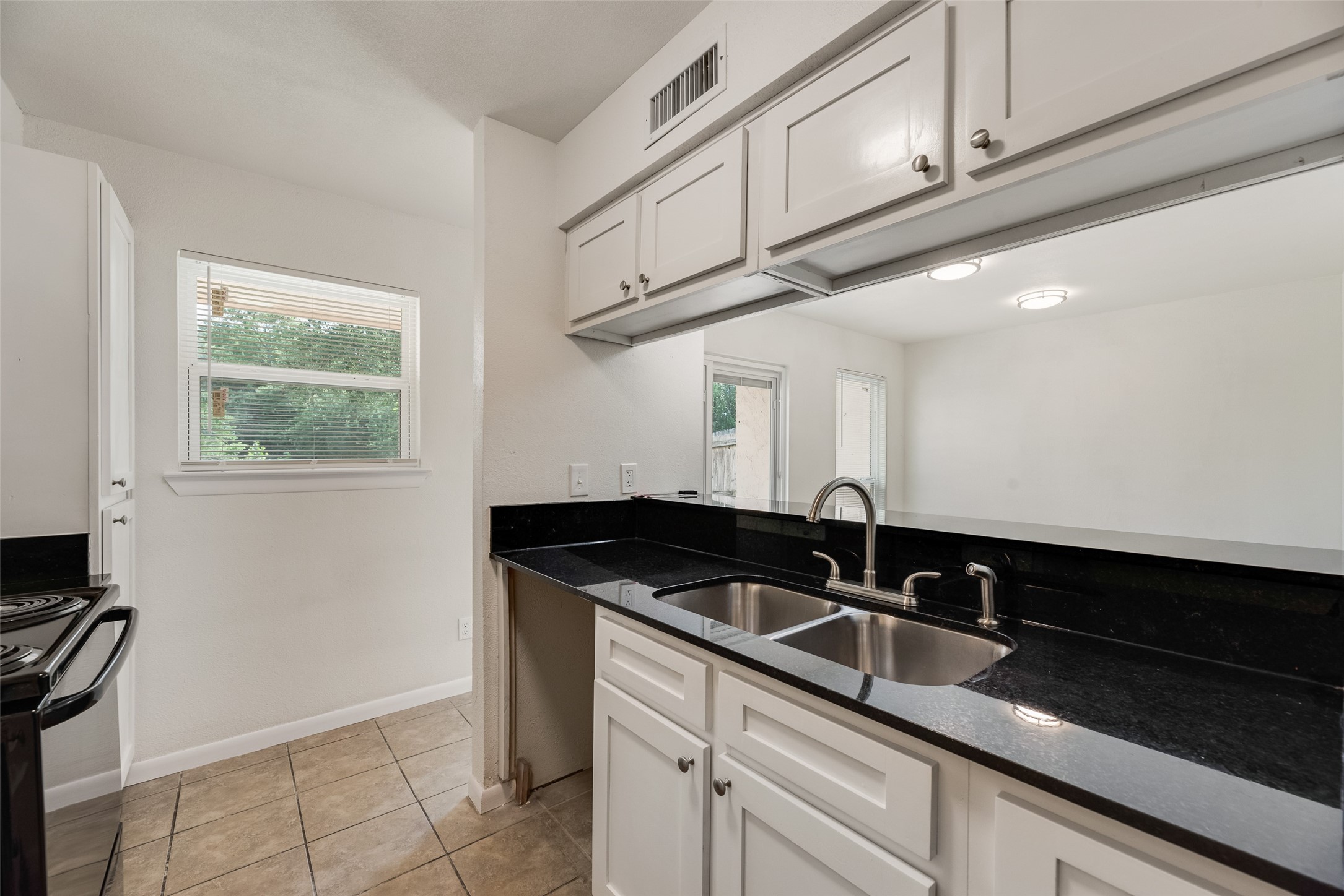 514 Valley Park Drive Garland TX 75043