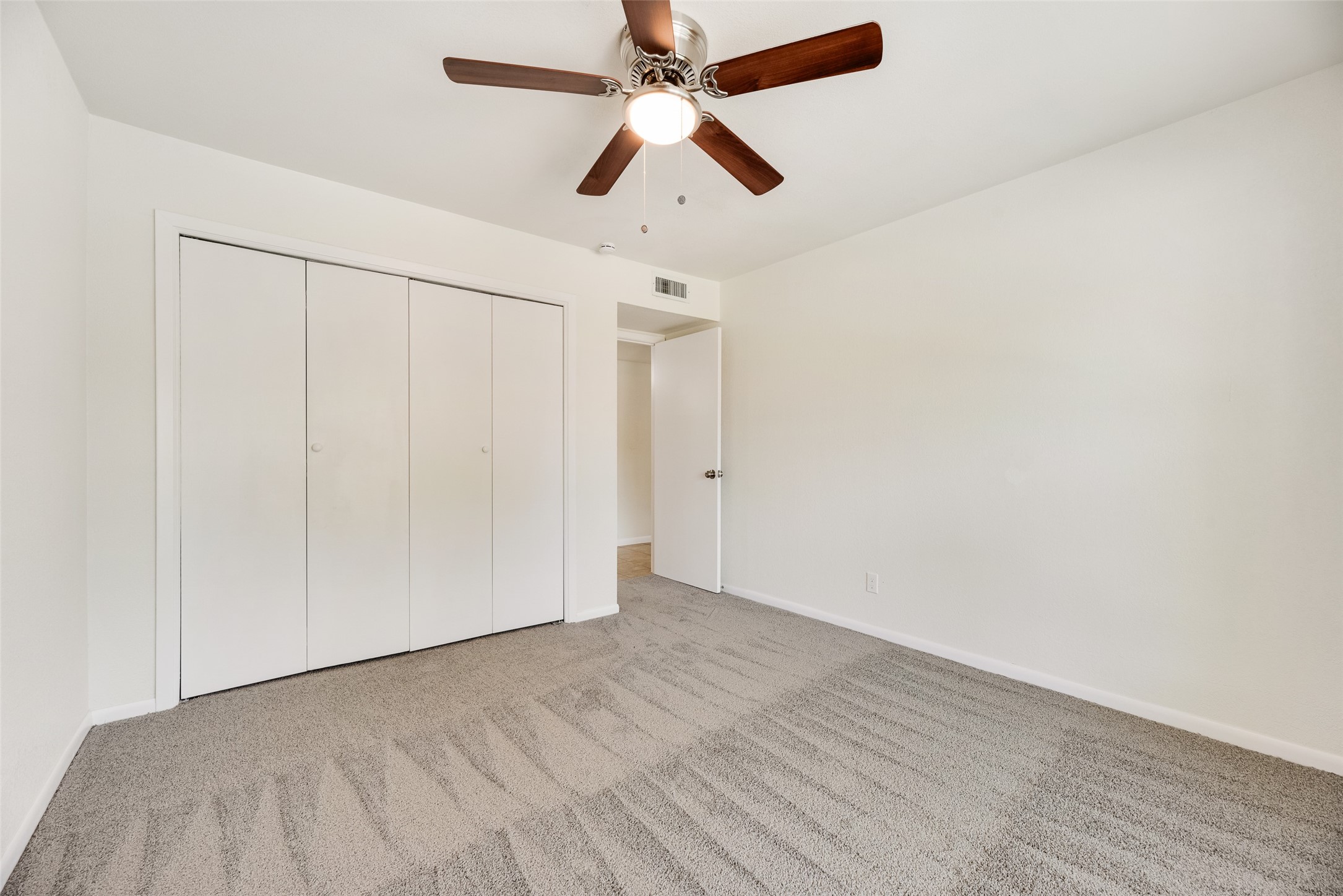 514 Valley Park Drive Garland TX 75043