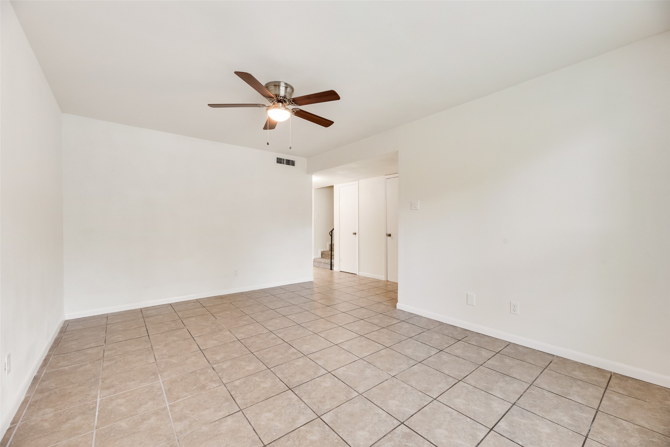 514 Valley Park Drive Garland TX 75043