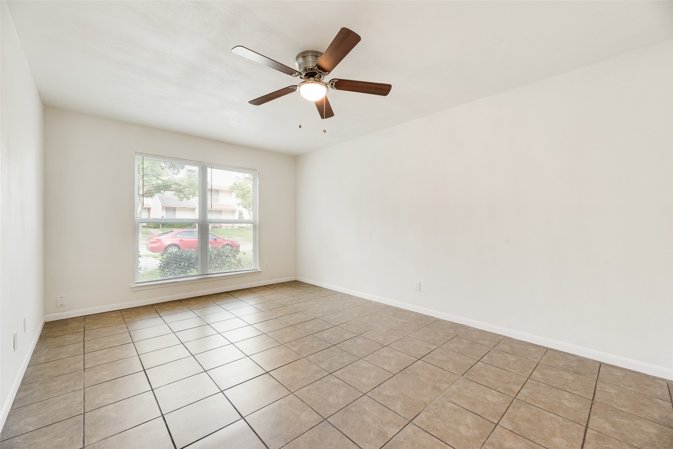 514 Valley Park Drive Garland TX 75043