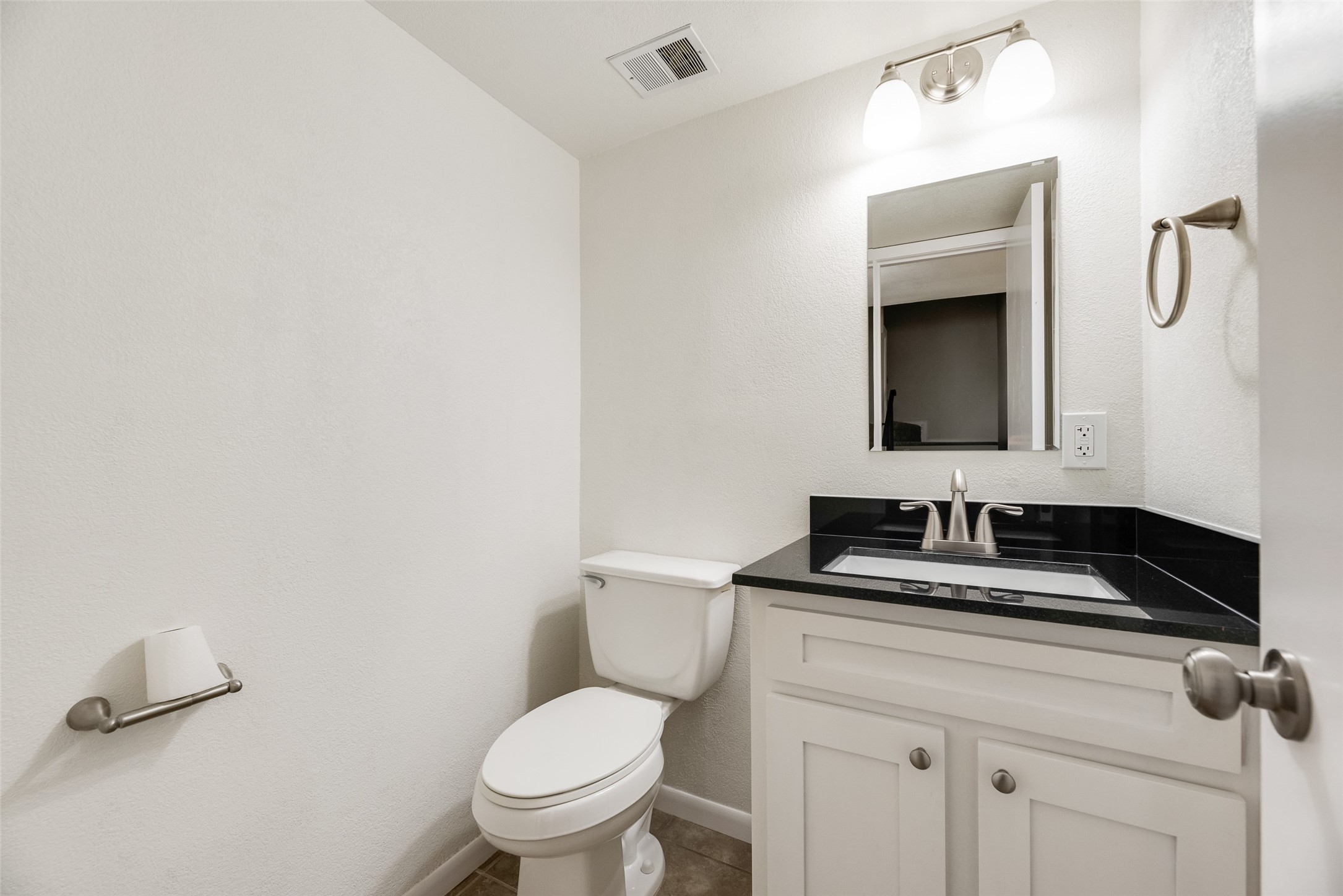 514 Valley Park Drive Garland TX 75043