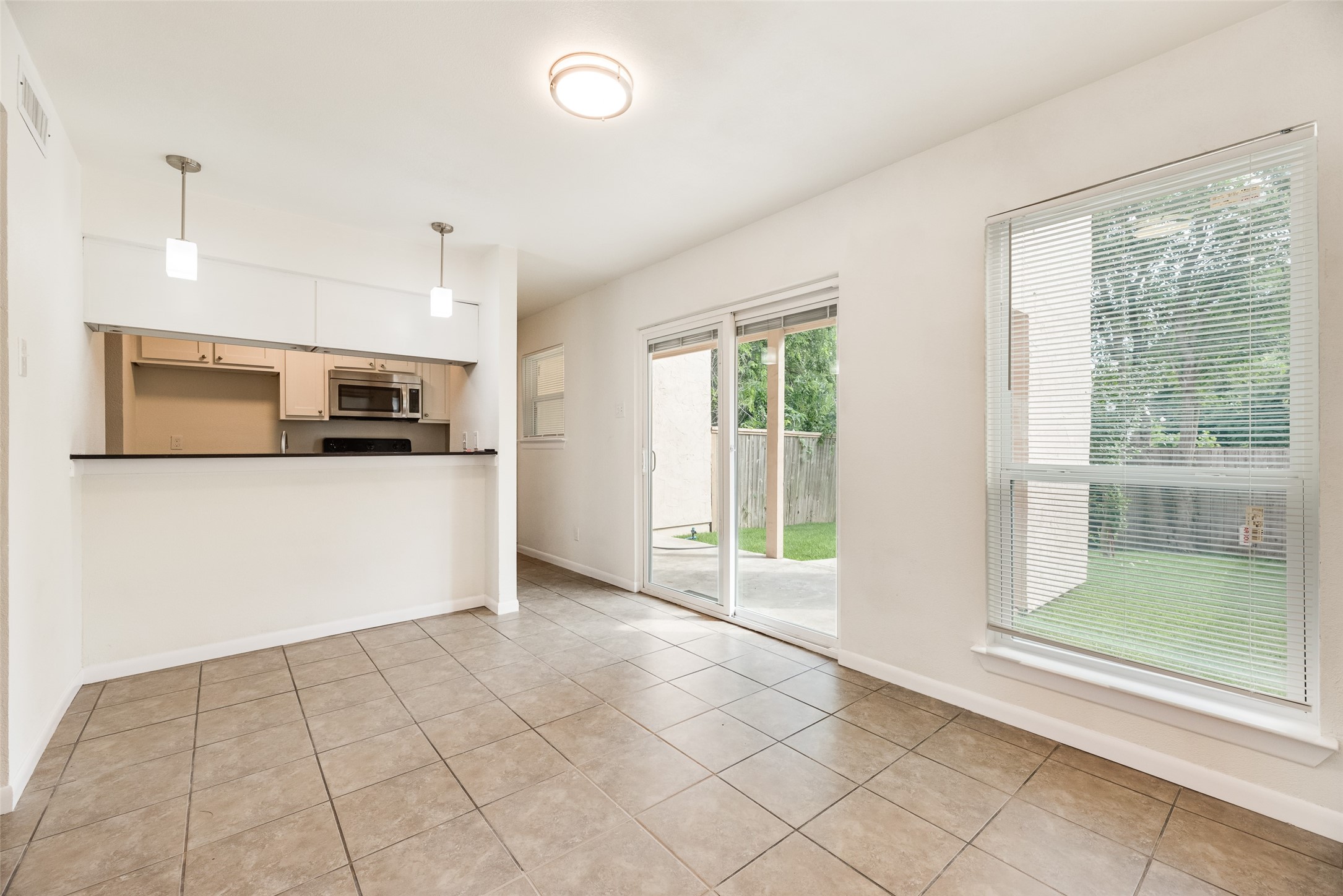 514 Valley Park Drive Garland TX 75043