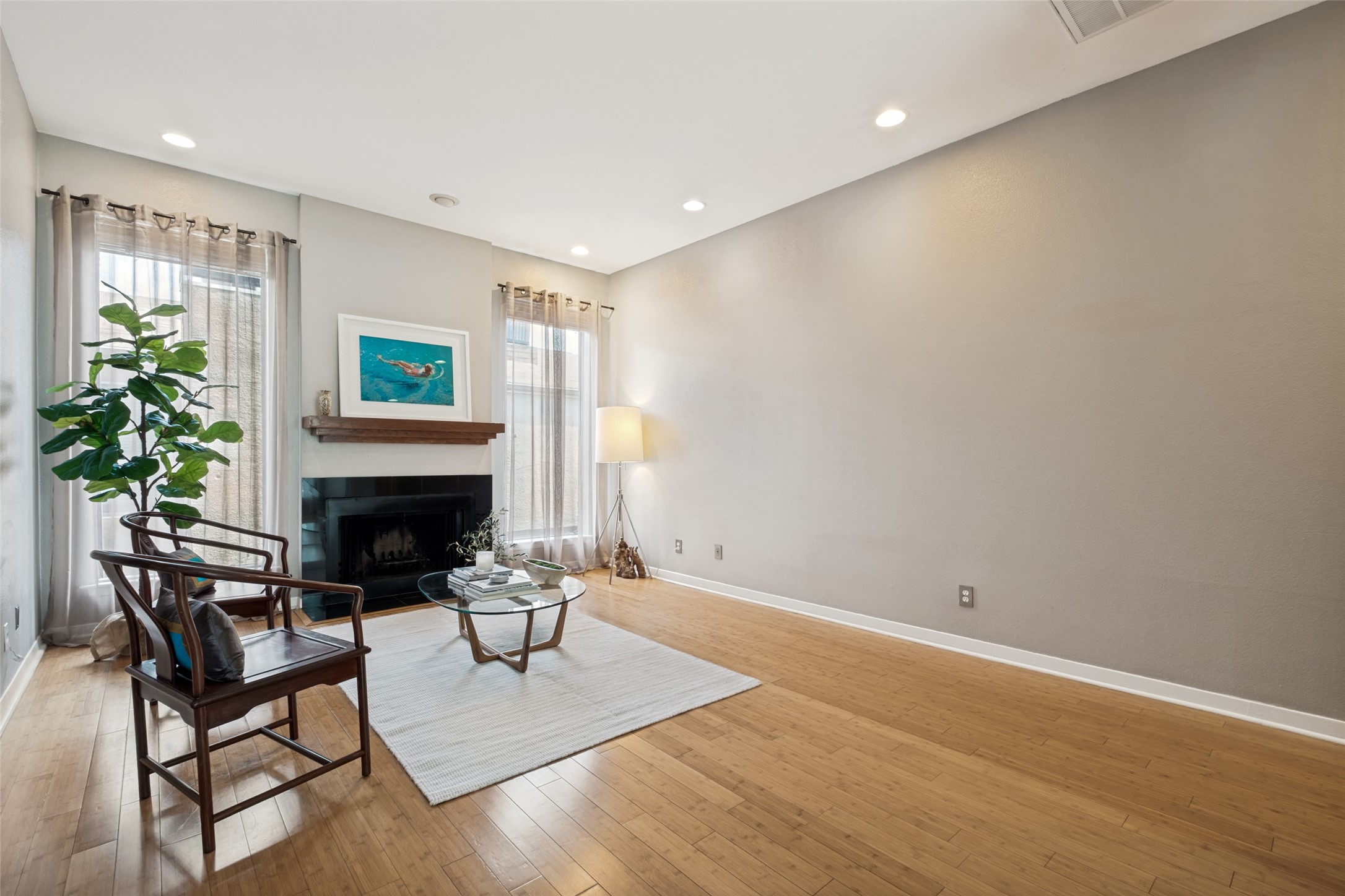 4031 Holland Avenue Dallas TX 75219