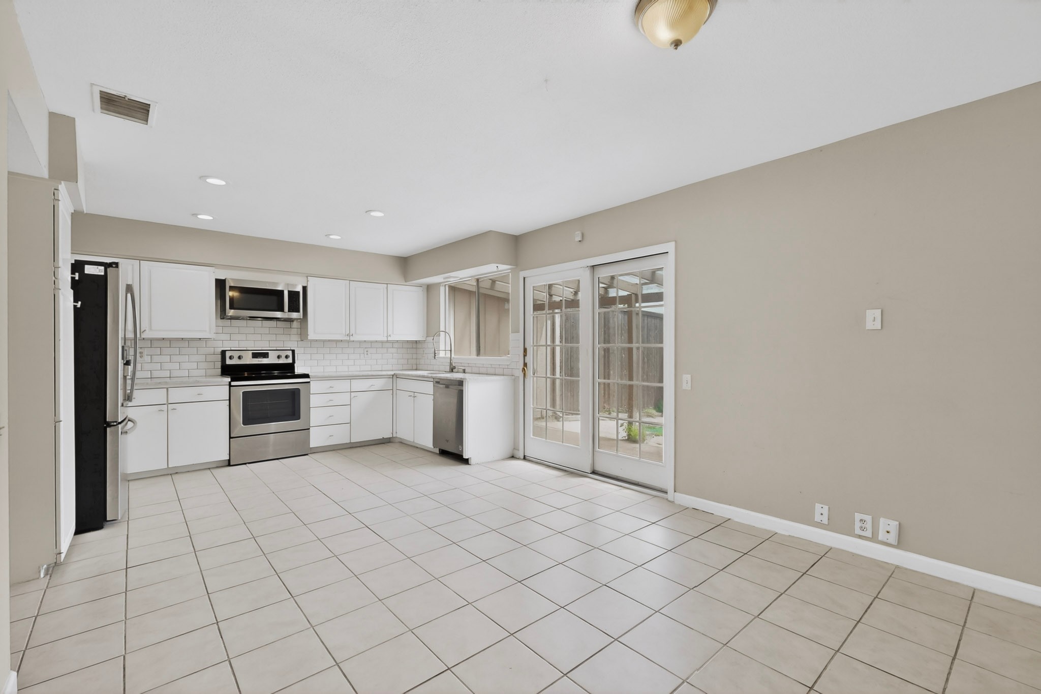 11940 Leisure Drive Dallas TX 75243