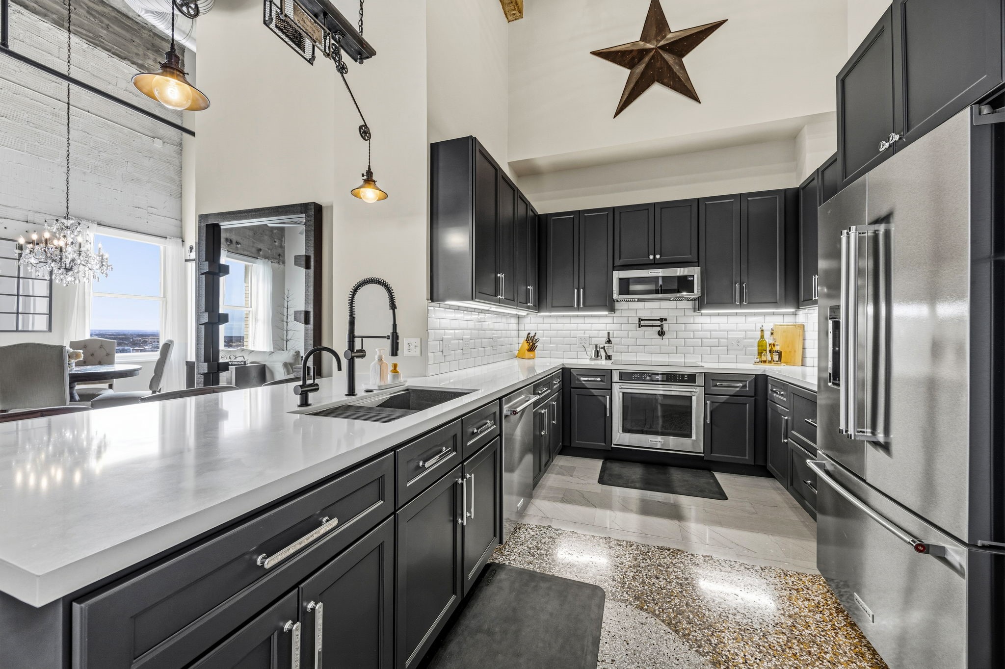 Fort Worth TX, 221 W Lancaster Avenue, Unit 12001