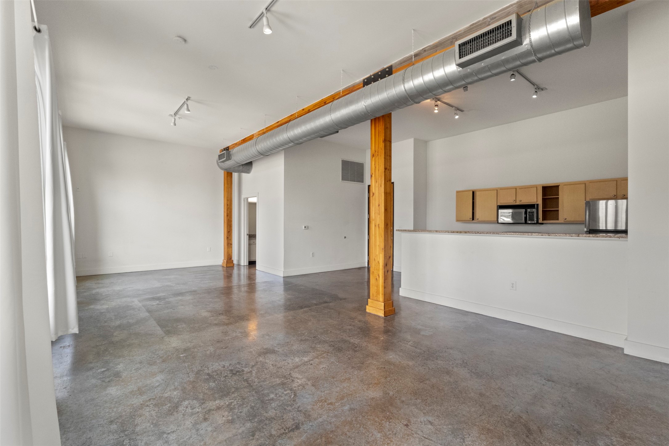 2502 Live Oak Street Dallas TX 75204