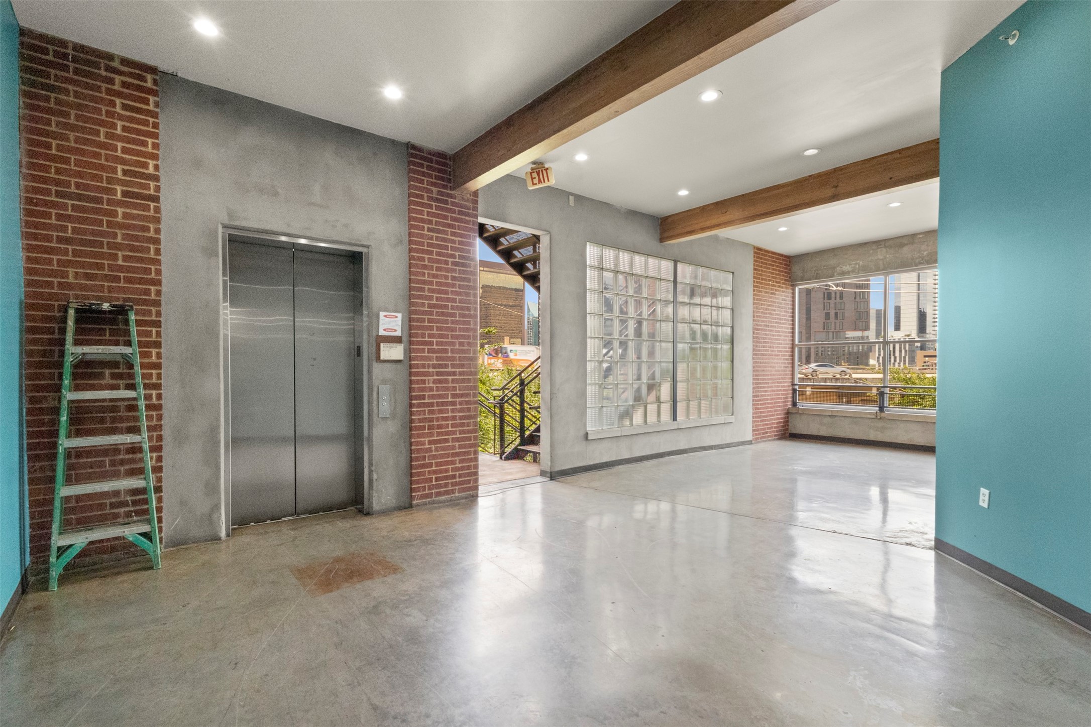 2502 Live Oak Street Dallas TX 75204
