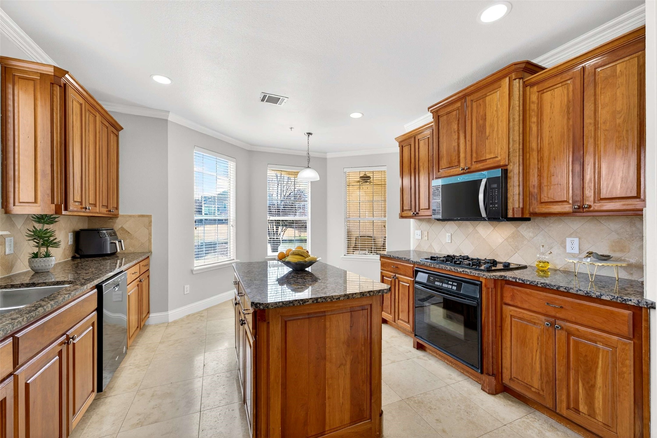 4440 Jardin Street Irving TX 75038