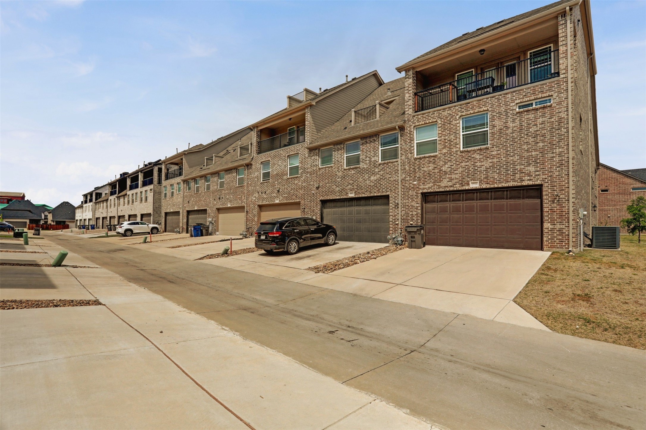 1914 Melinda Lane Farmers Branch TX 75234