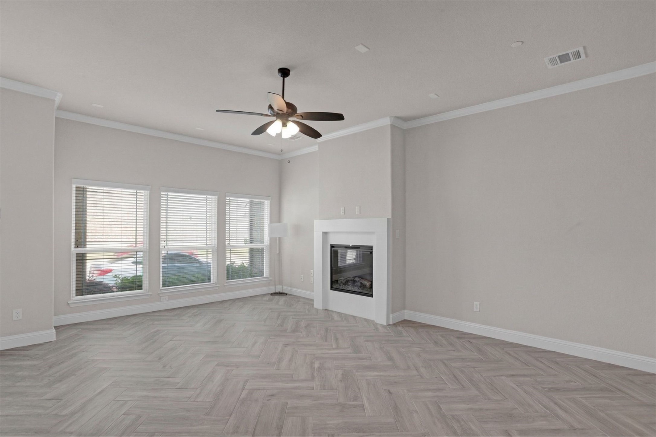 1914 Melinda Lane Farmers Branch TX 75234