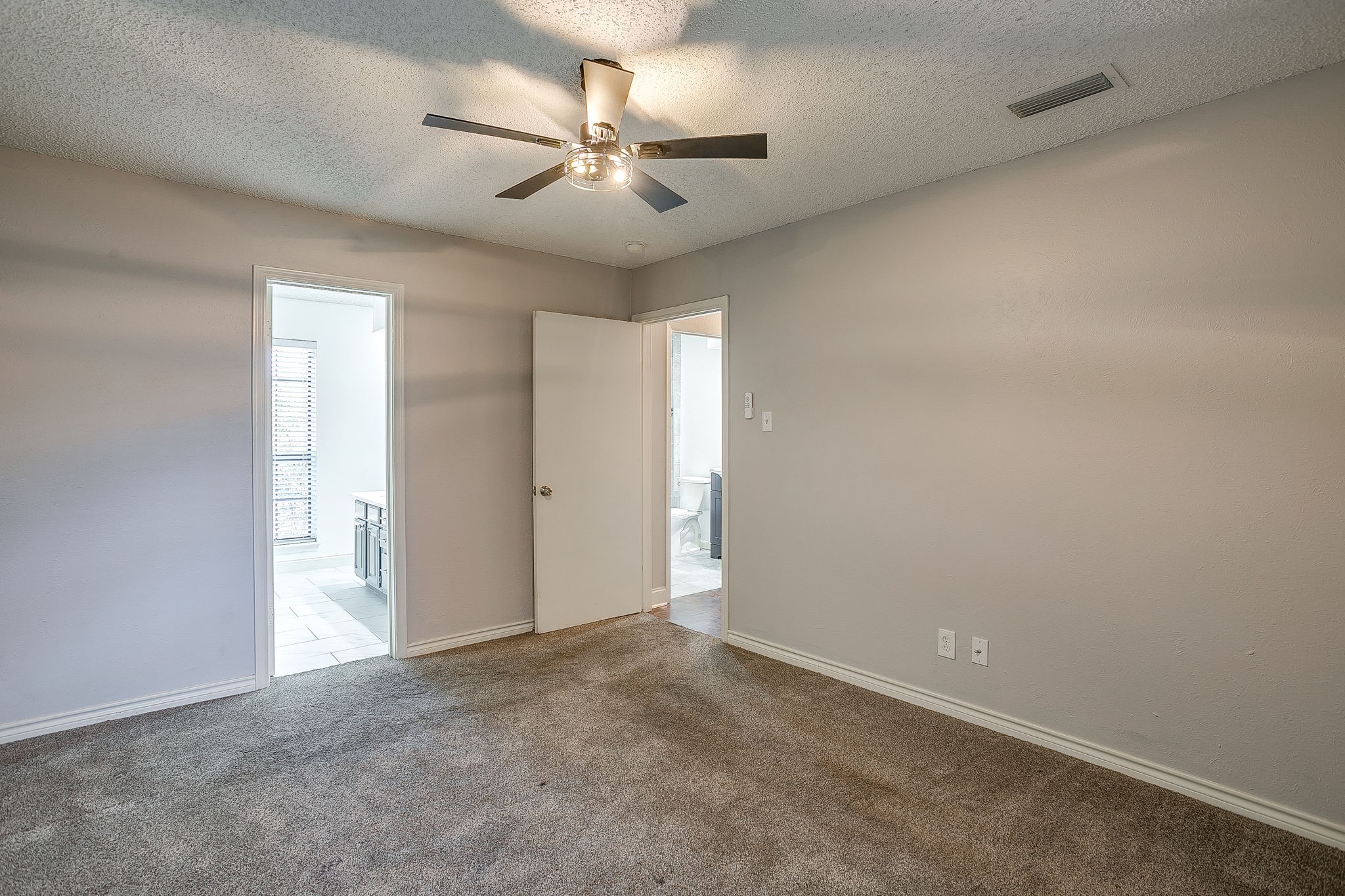 1206 Riverchase Lane Arlington TX 76011