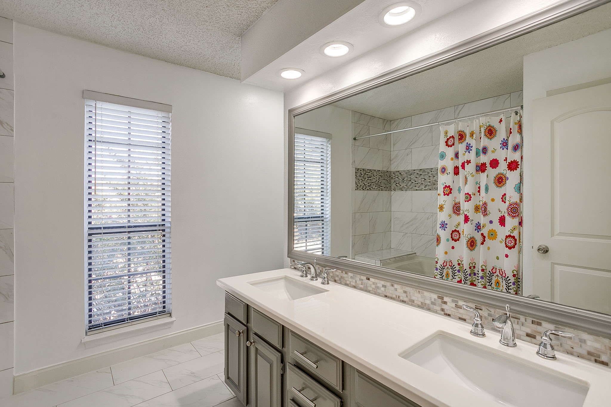 1206 Riverchase Lane Arlington TX 76011