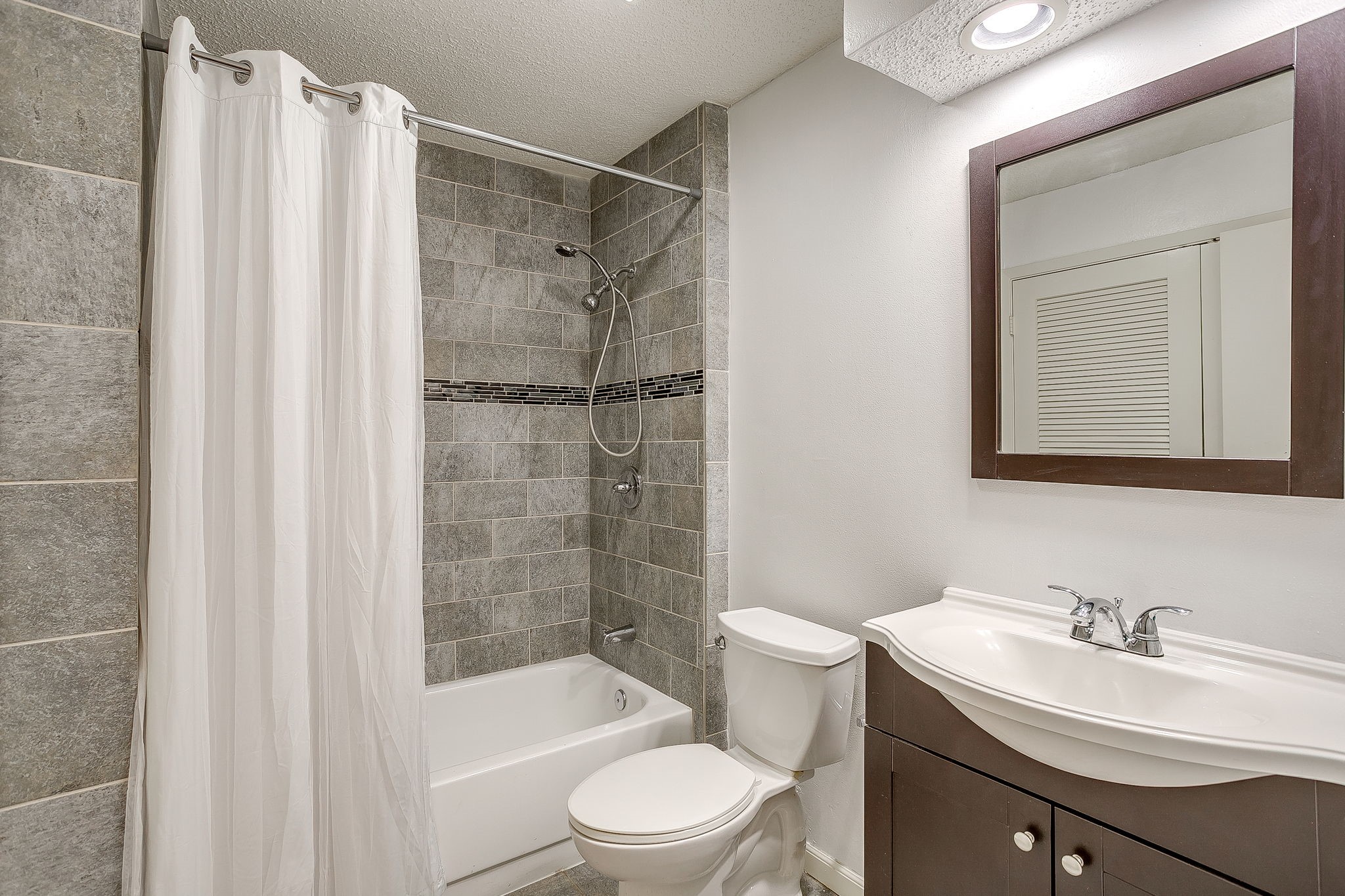 1206 Riverchase Lane Arlington TX 76011