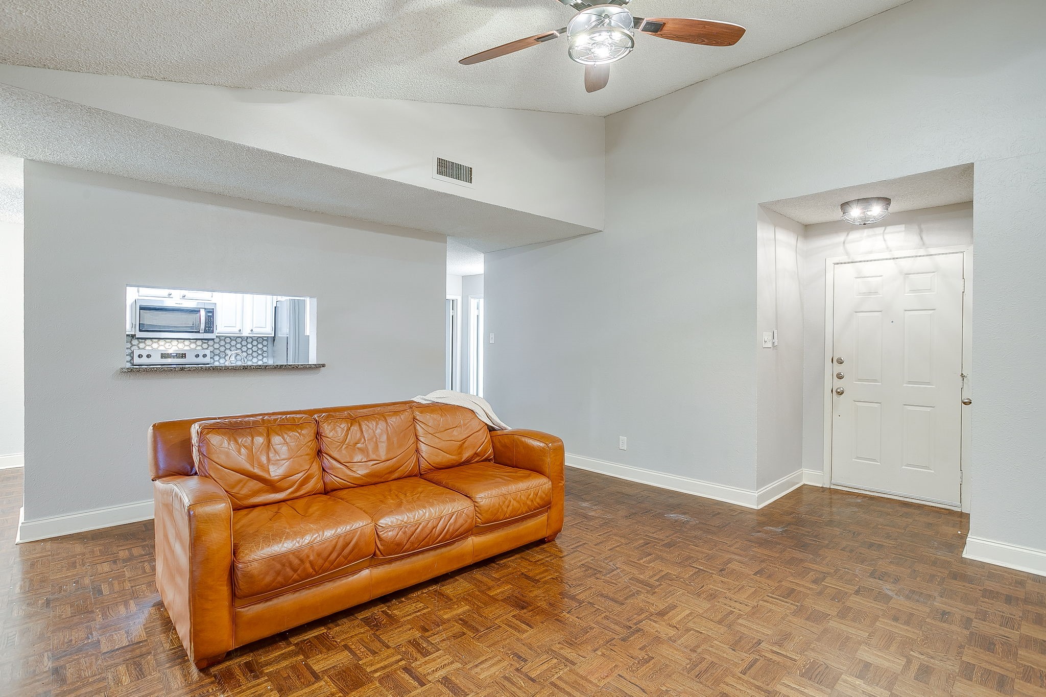 1206 Riverchase Lane Arlington TX 76011