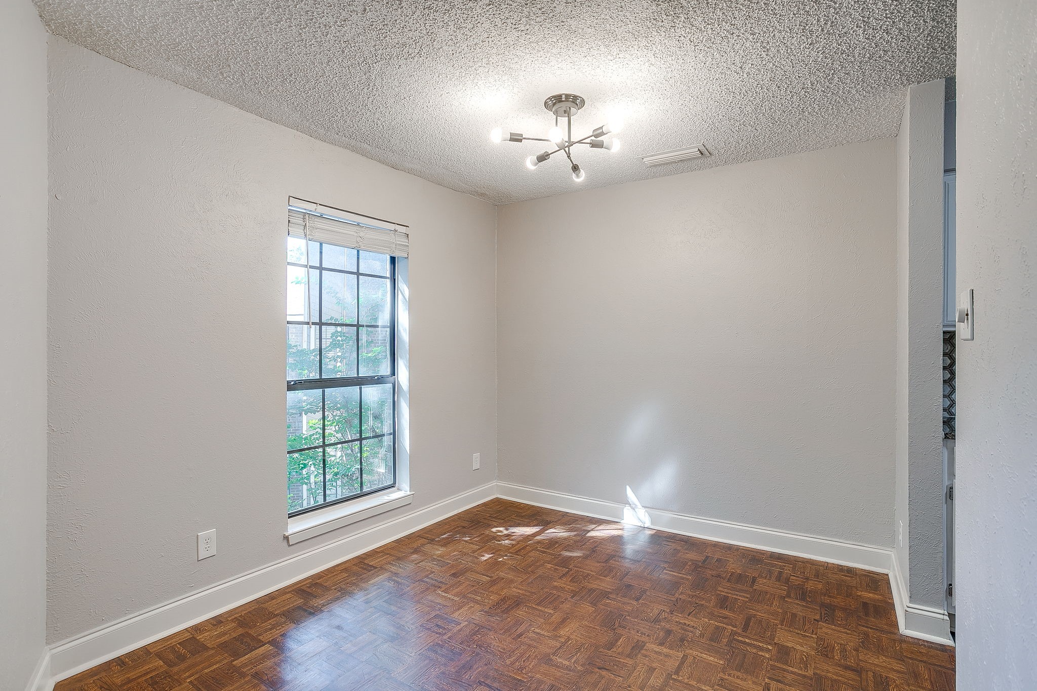 1206 Riverchase Lane Arlington TX 76011