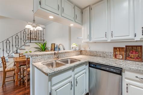 4034 Rawlins Street Dallas TX 75219