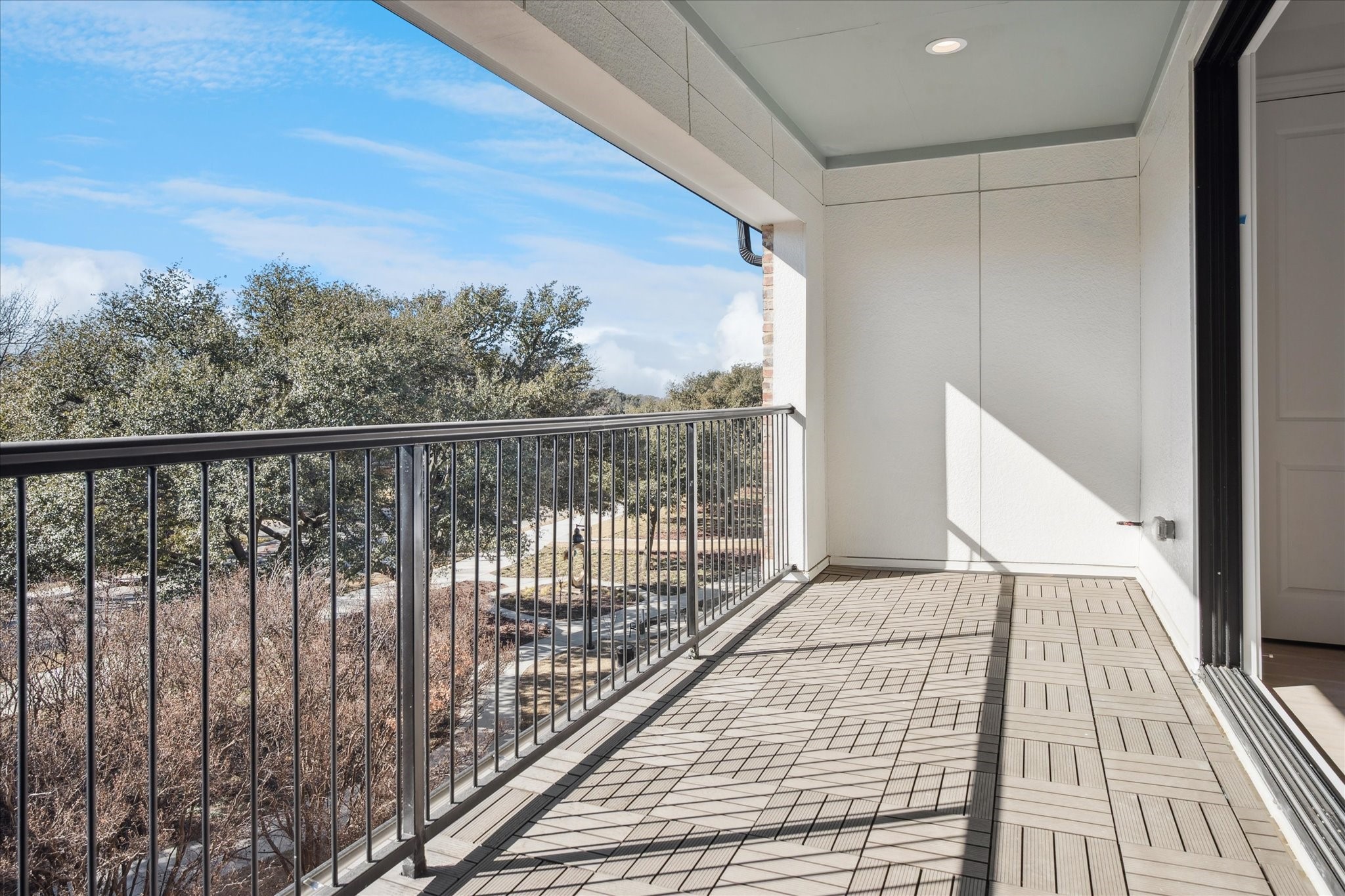 4066 Oak Circle Addison TX 75001