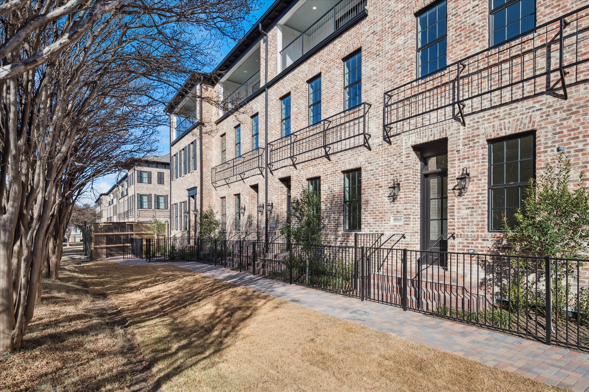 4066 Oak Circle Addison TX 75001