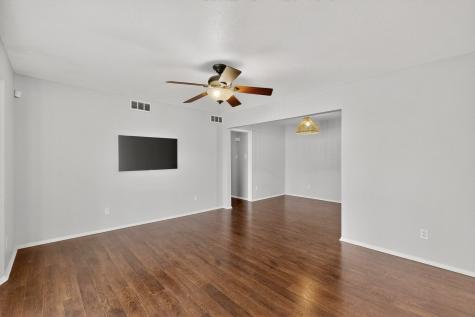 5843 E University Boulevard Dallas TX 75206