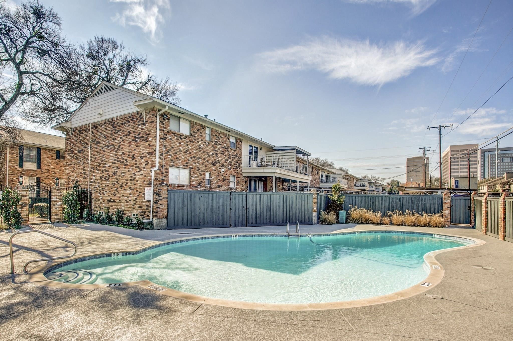 5843 E University Boulevard Dallas TX 75206