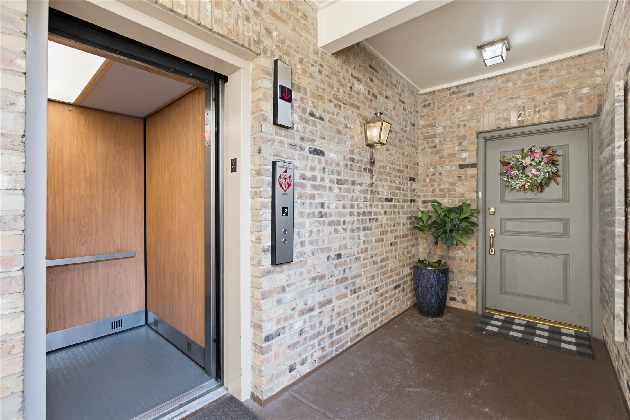 4212 Lomo Alto Drive Highland Park TX 75219