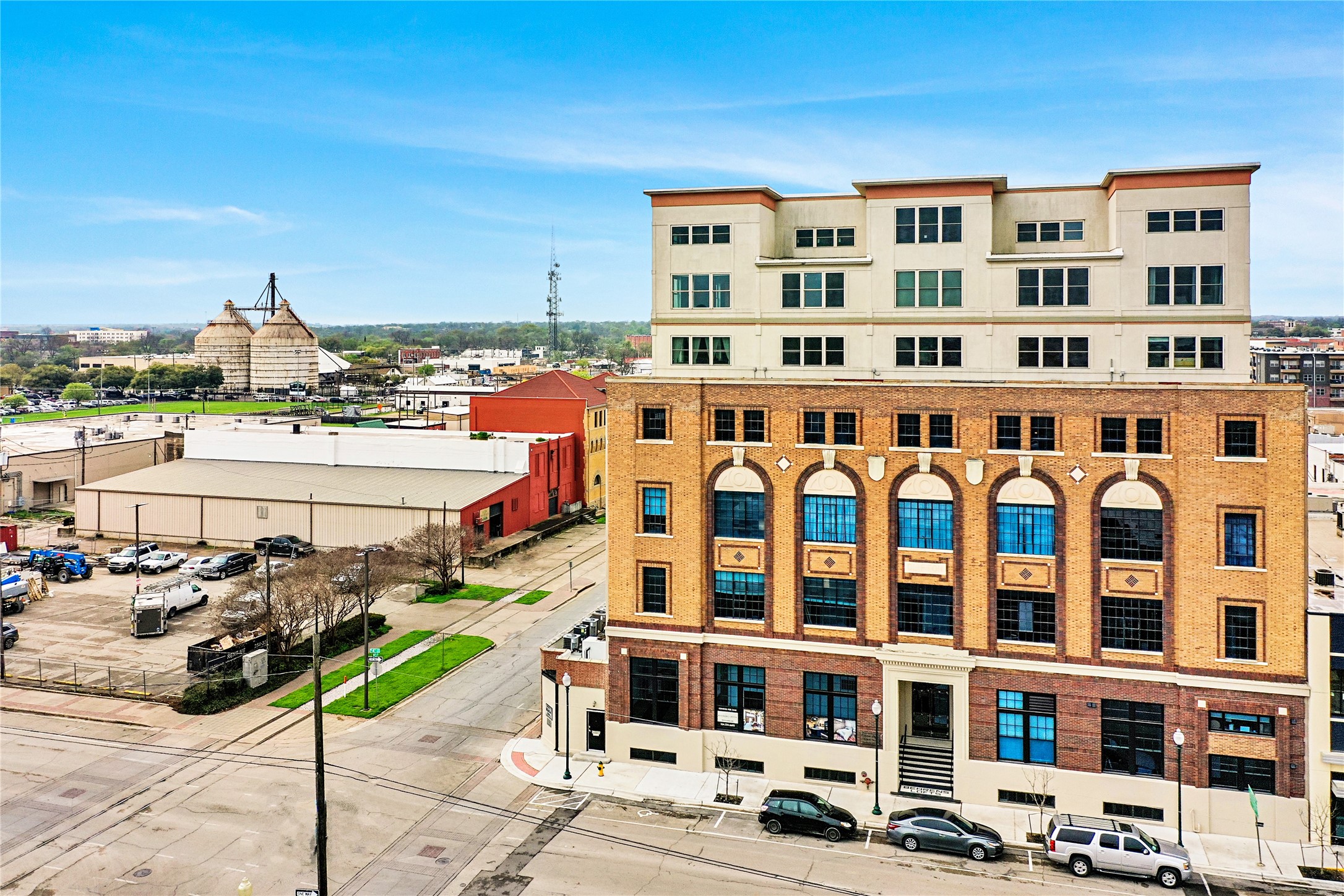 219 S 4th Street Waco TX 76701