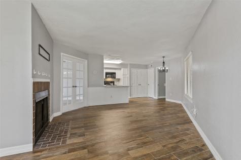 2312 Balsam Drive Arlington TX 76006