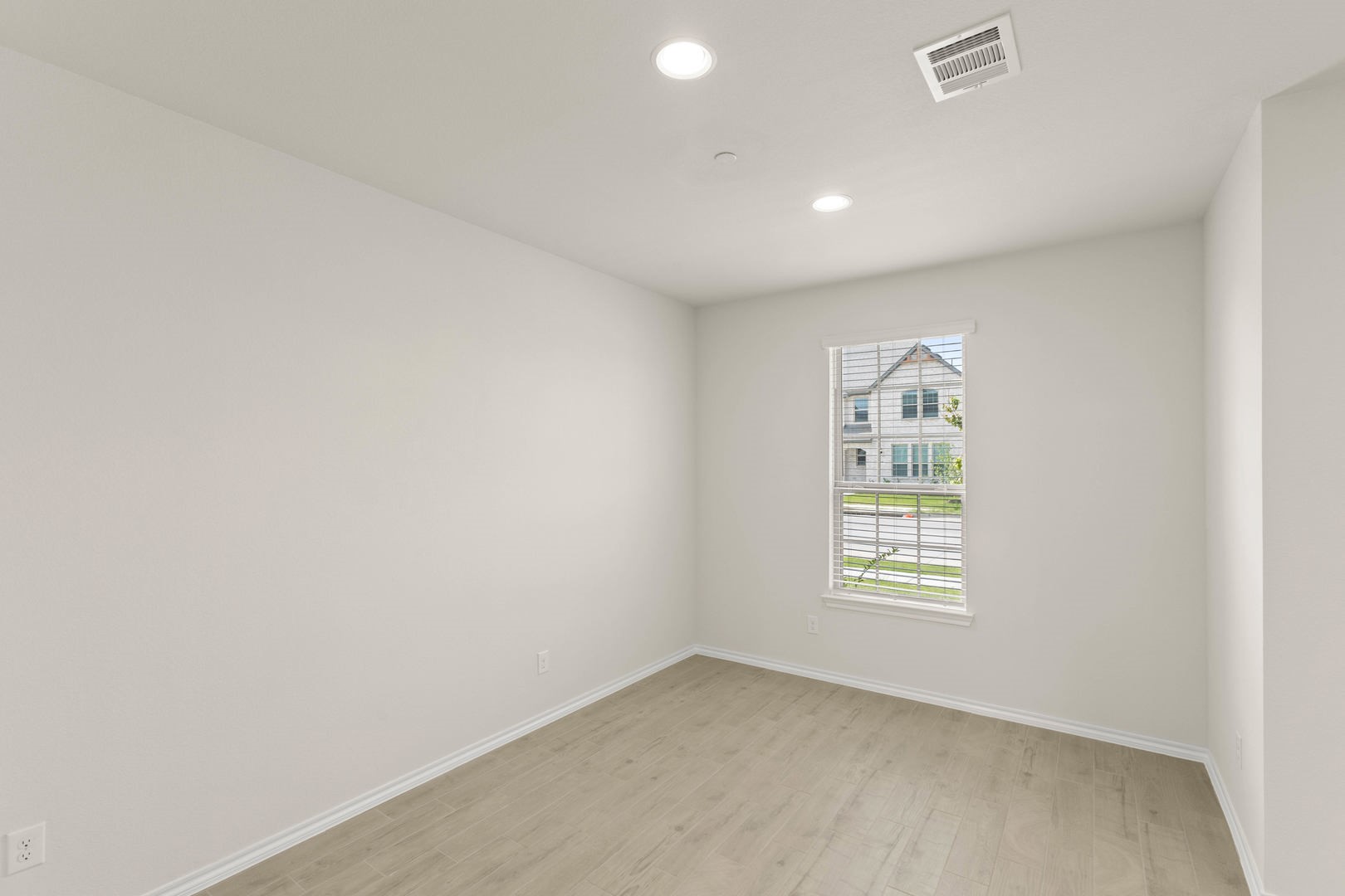 4509 Avion Drive Sanger TX 76266