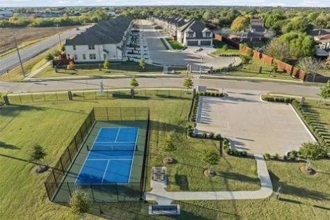 642 Sandiford Court Mansfield TX 76063
