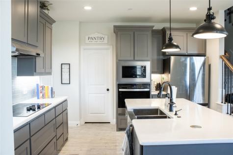 642 Sandiford Court Mansfield TX 76063