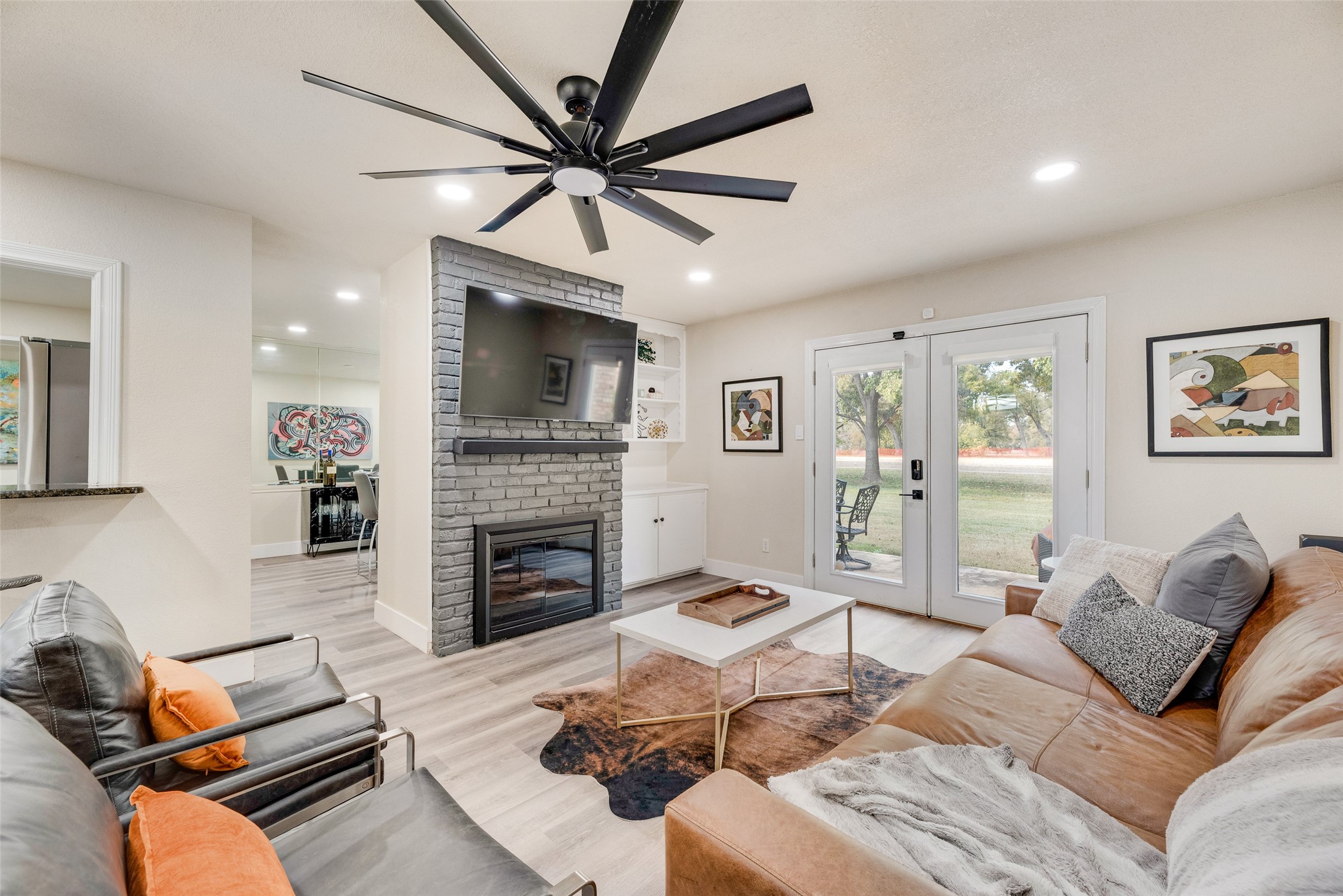 61 One Main Place Benbrook TX 76126