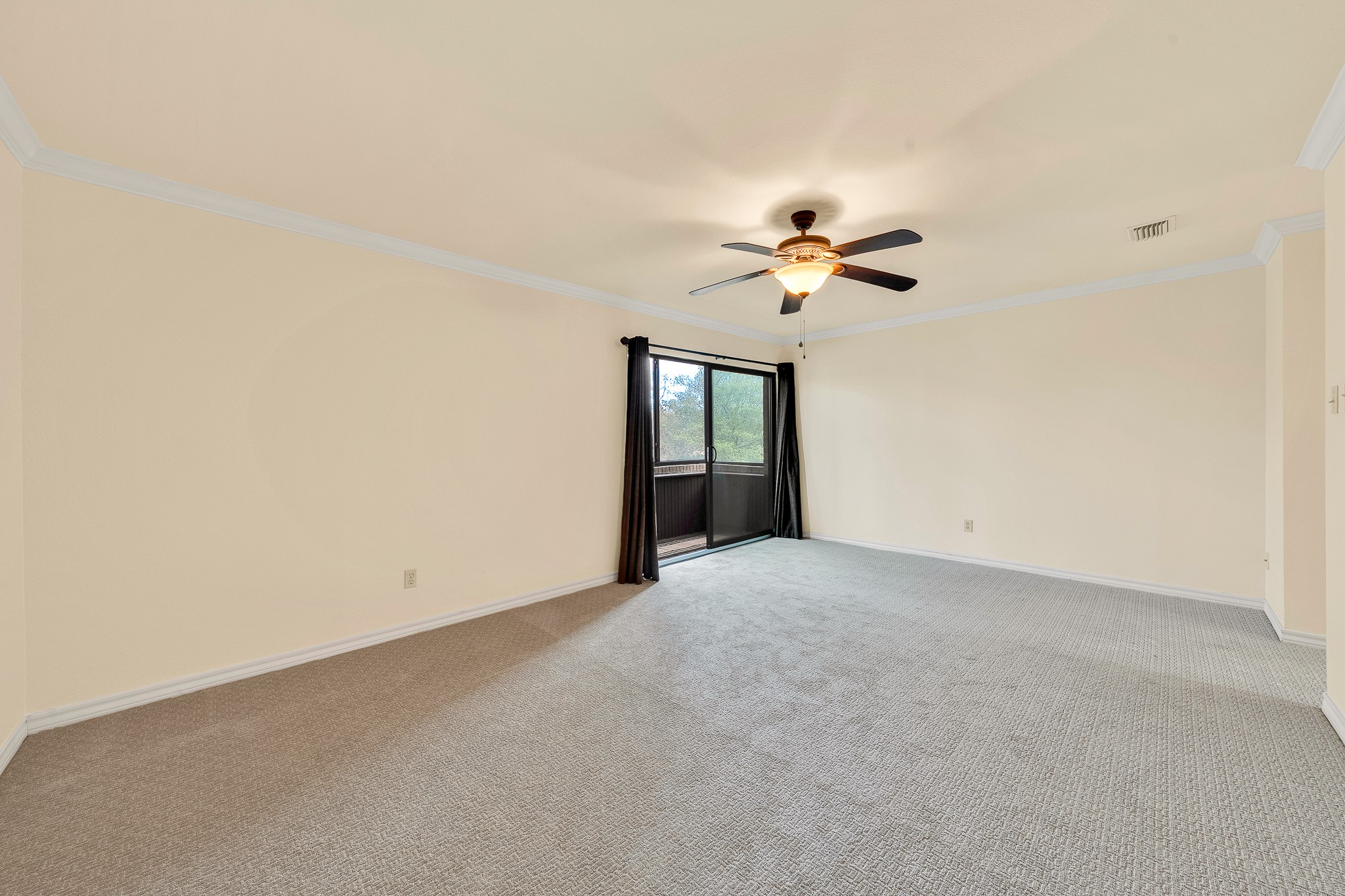 5713 Pershing Avenue Fort Worth TX 76107