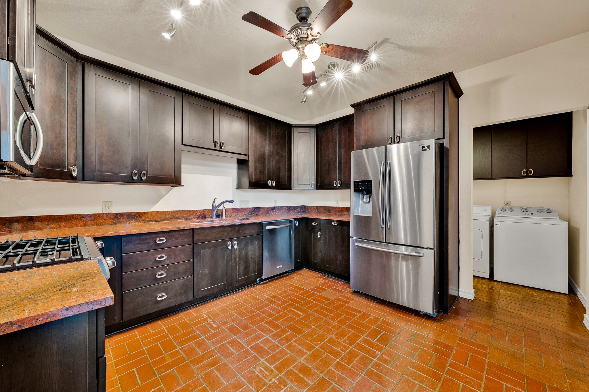 5713 Pershing Avenue Fort Worth TX 76107