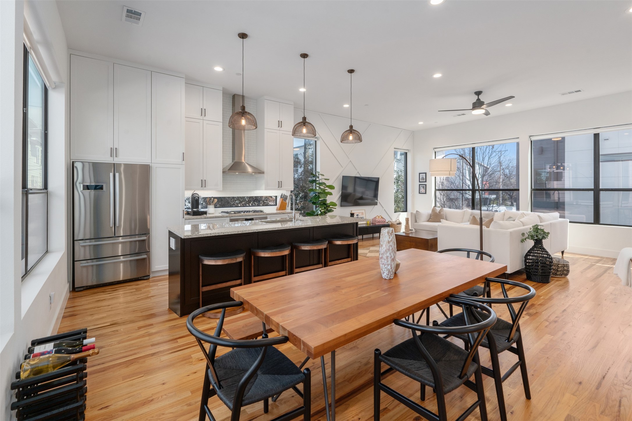 5912 Lindell Avenue Dallas TX 75206